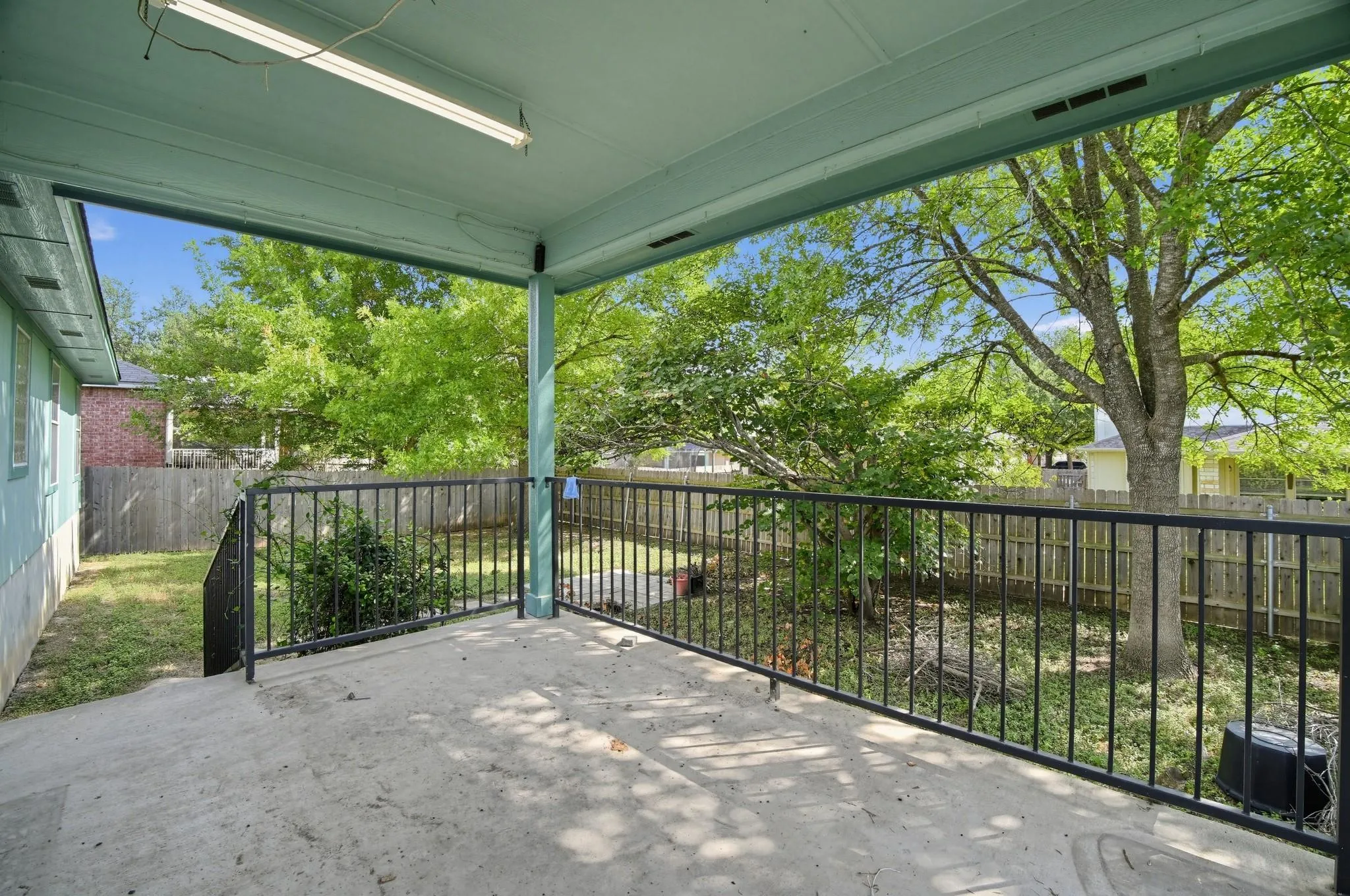 Photo 4 of 1417 SWEET LEAF LN