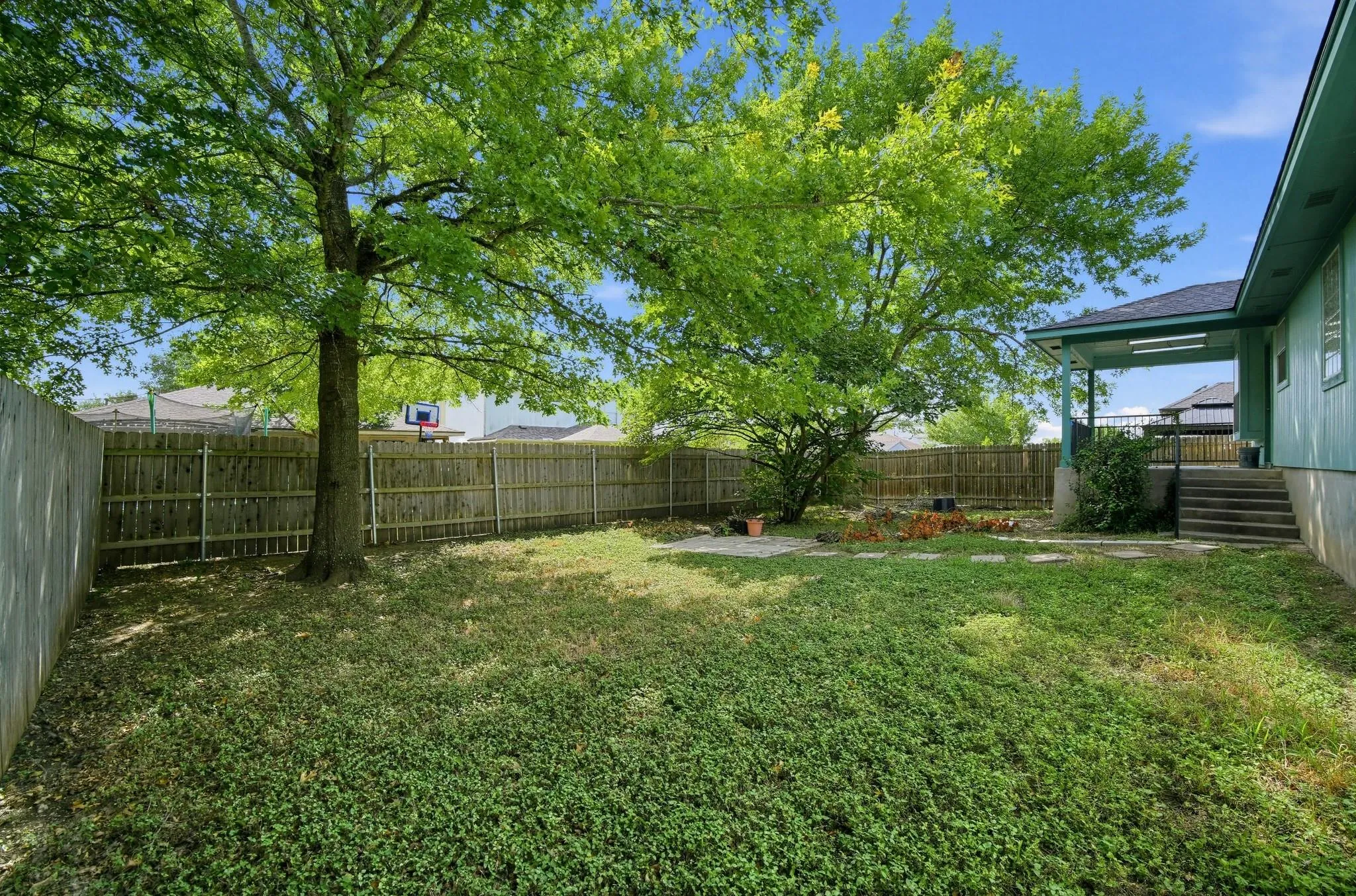 Photo 2 of 1417 SWEET LEAF LN