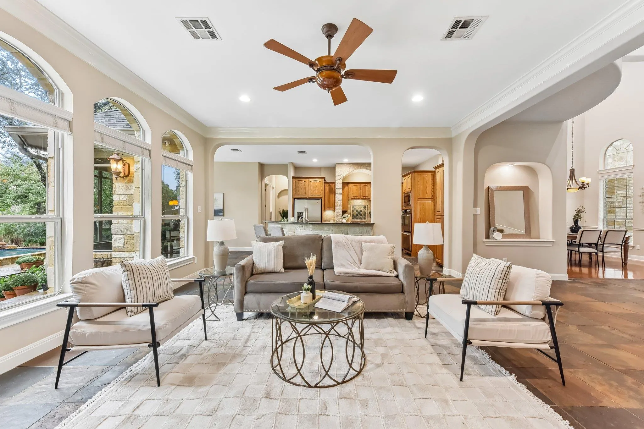 Photo 5 of 11008 SIERRA RIDGE CT