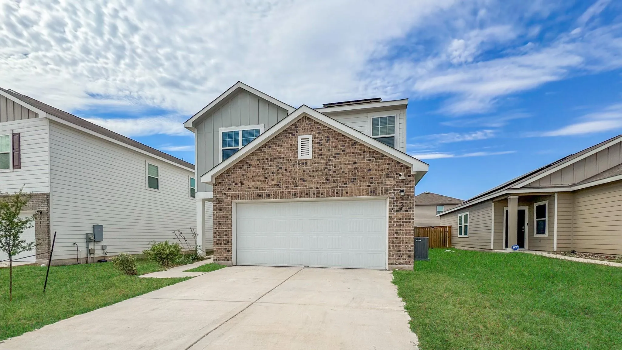 Photo of 337 LINE OF FIRE WAY, Jarrell, TX, 76537