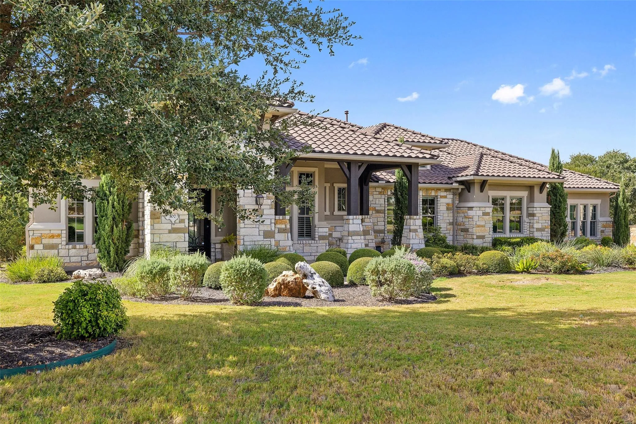 Photo 4 of 107 BIRDSTONE LN