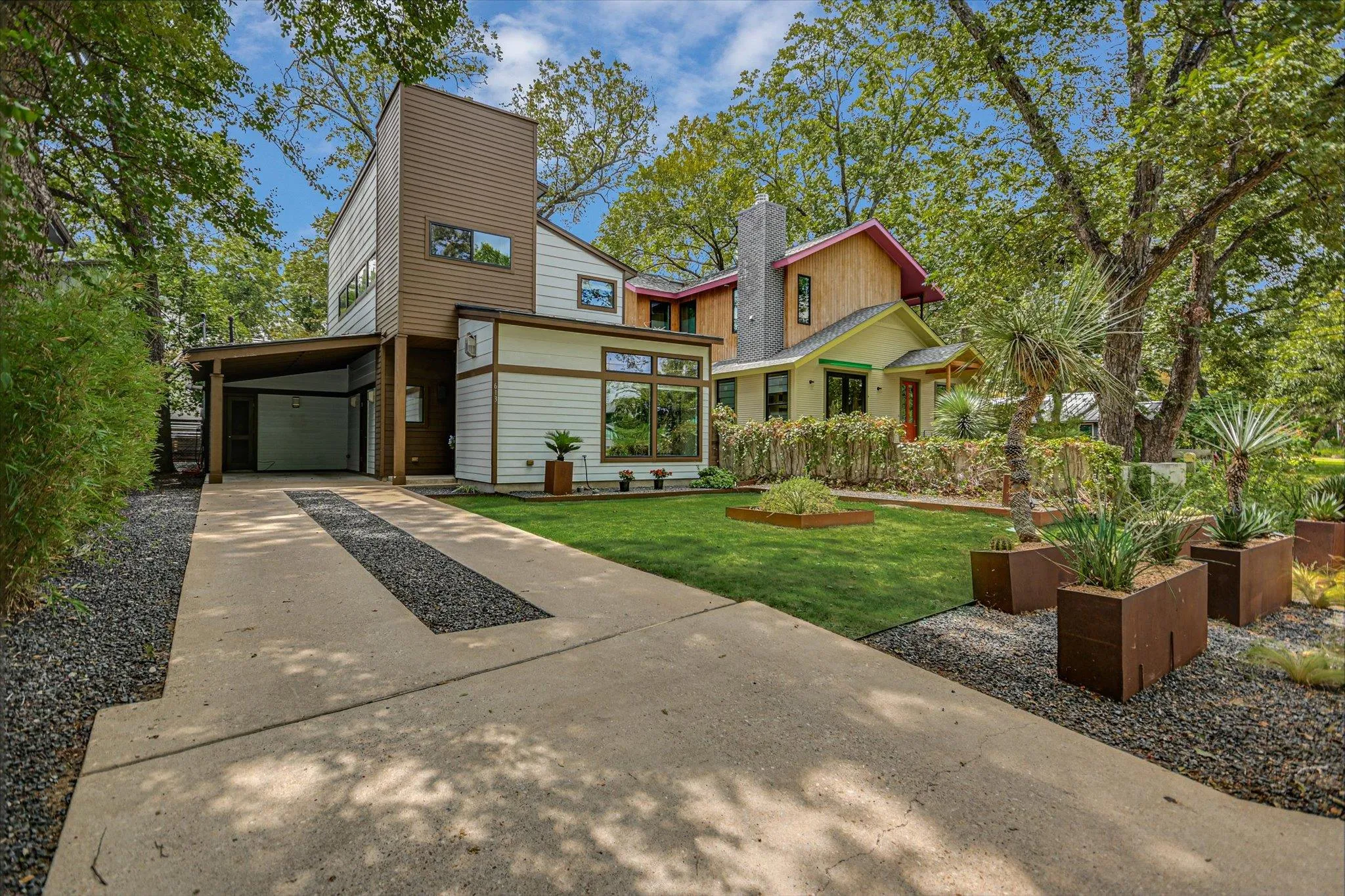 Photo of 613 W JOHANNA ST, Austin, TX, 78704