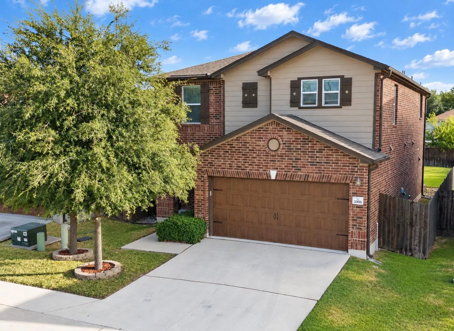 Photo of 2006 FRETBOARD ST, Round Rock, TX, 78664