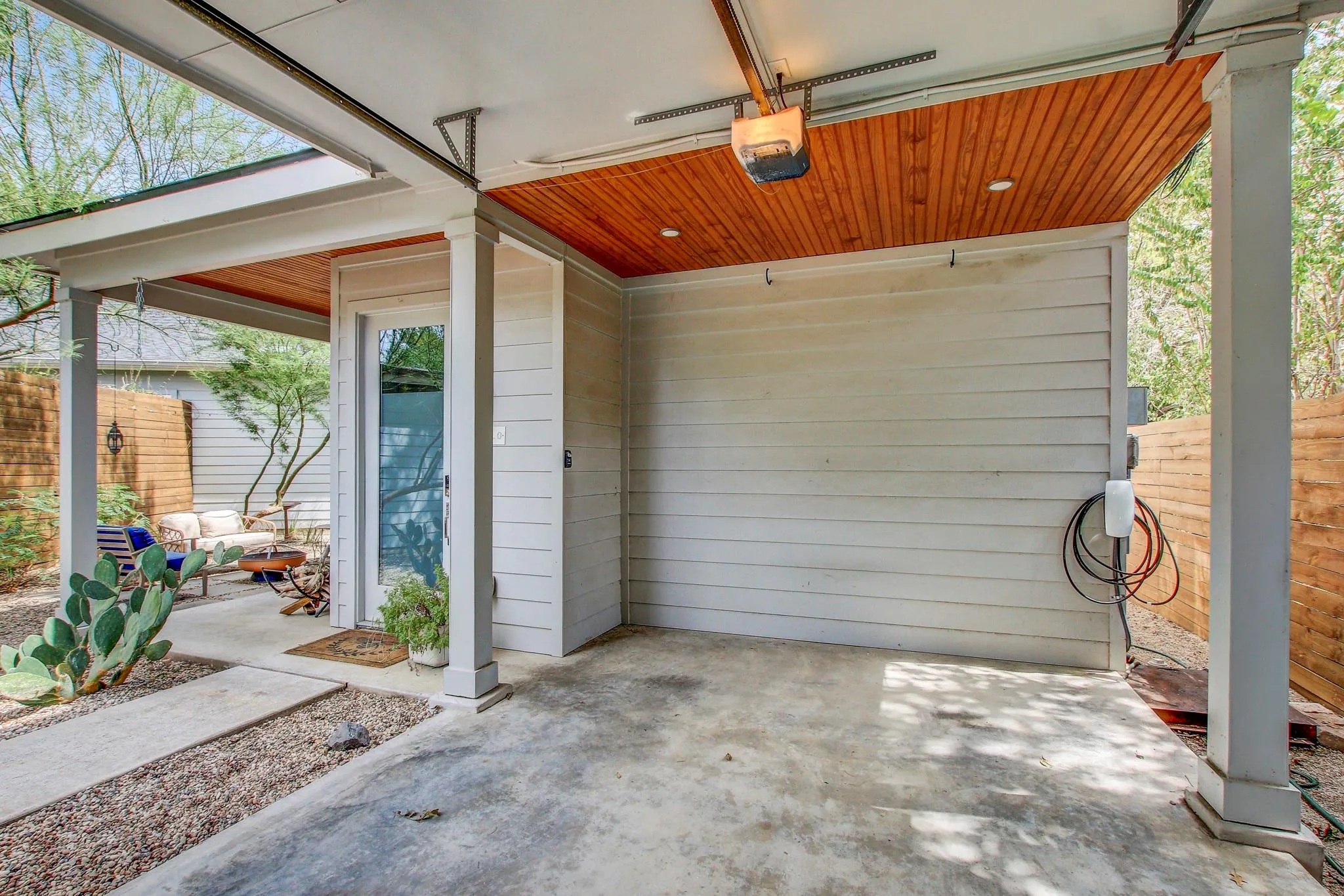 Photo 4 of 902 PLATEAU CIR #1