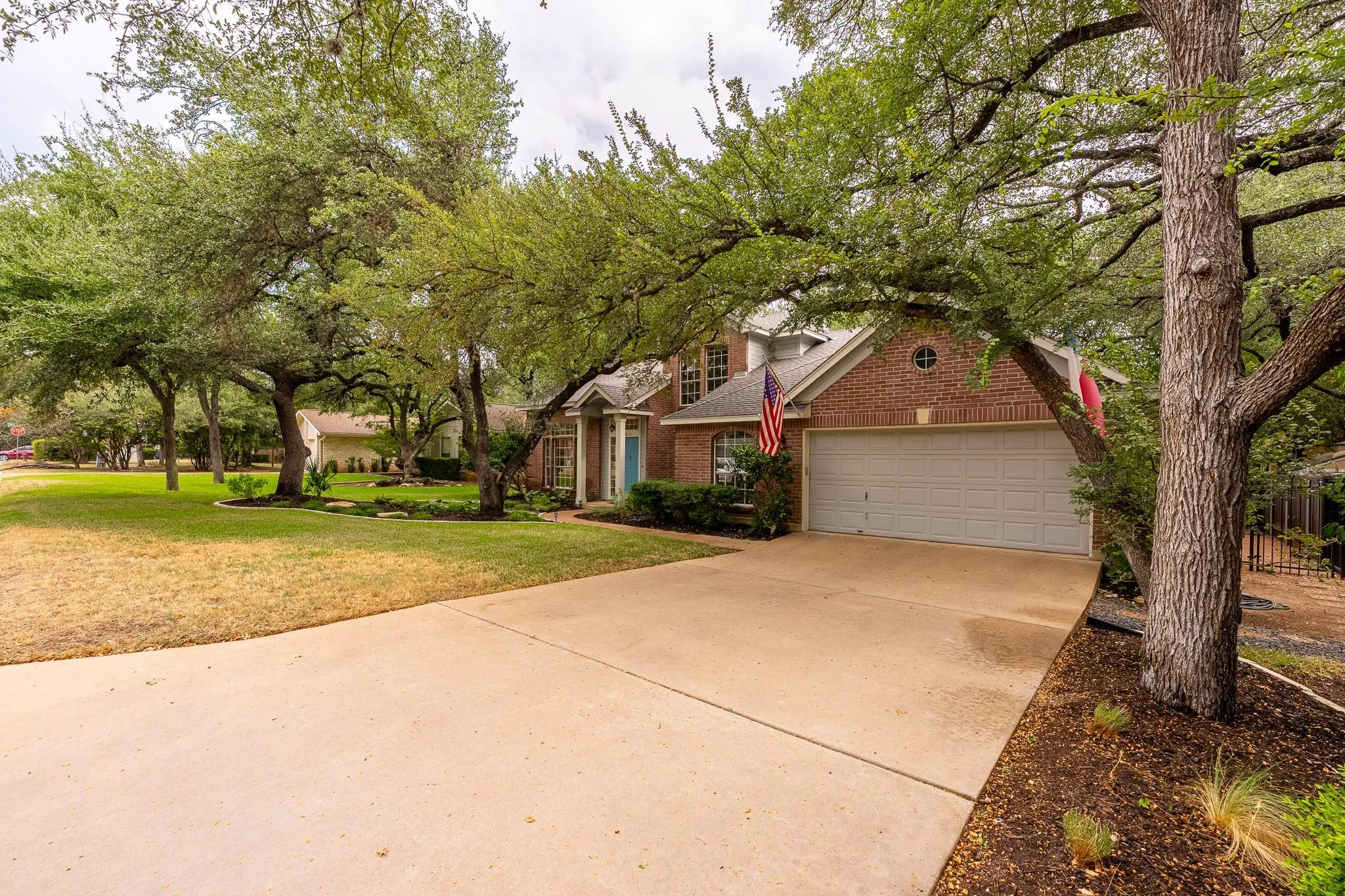 Photo 3 of 9106 MARYBANK DR