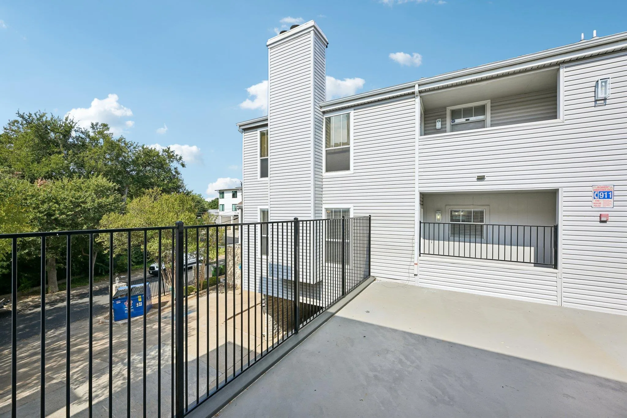 Photo 4 of 2520 QUARRY RD #202