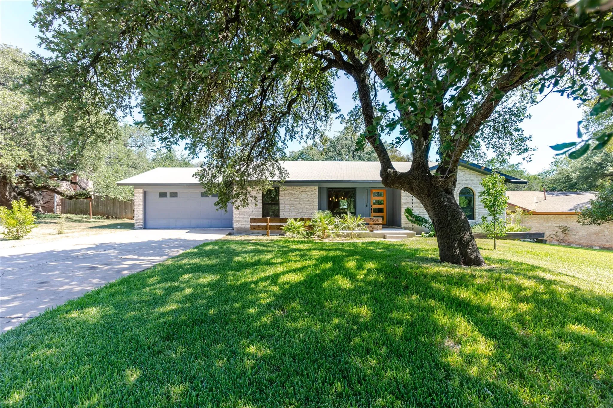 Photo of 1300 OLD CEDAR LN, Austin, TX, 78758
