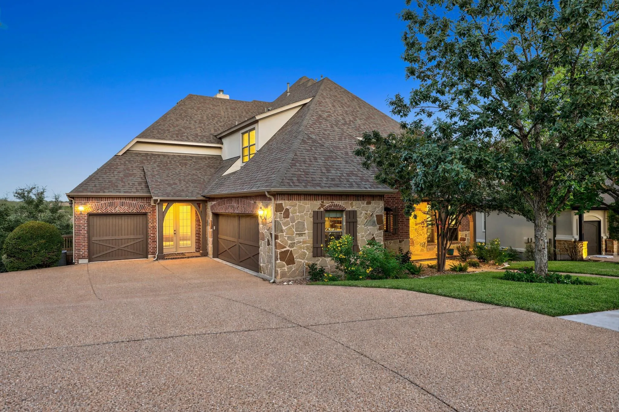 Photo of 309 SANTALUZ LN, Austin, TX, 78732