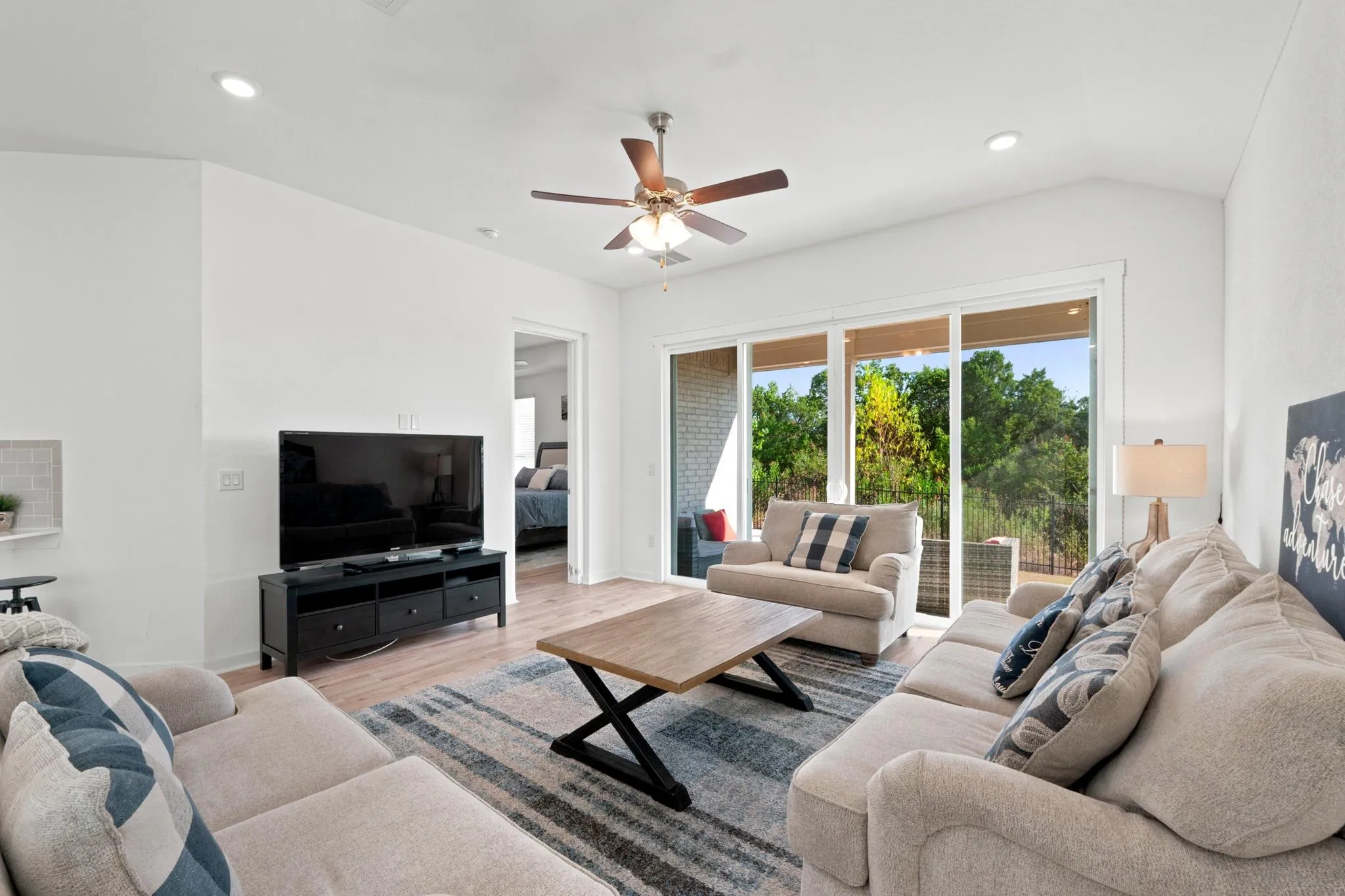 Photo 5 of 421 PEACE PIPE WAY