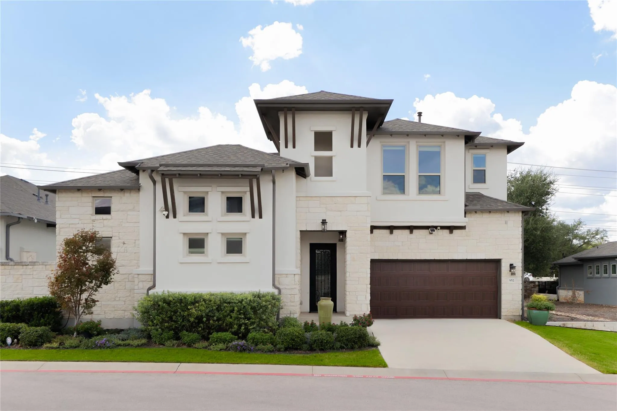 Photo of 952 INDIAN HAWTHORNE DR, Georgetown, TX, 78628