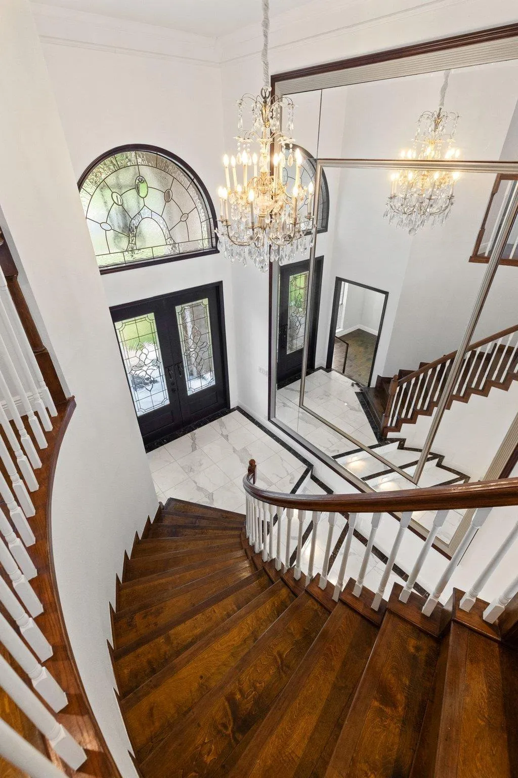 Photo 3 of 17 HEDGEBROOK WAY