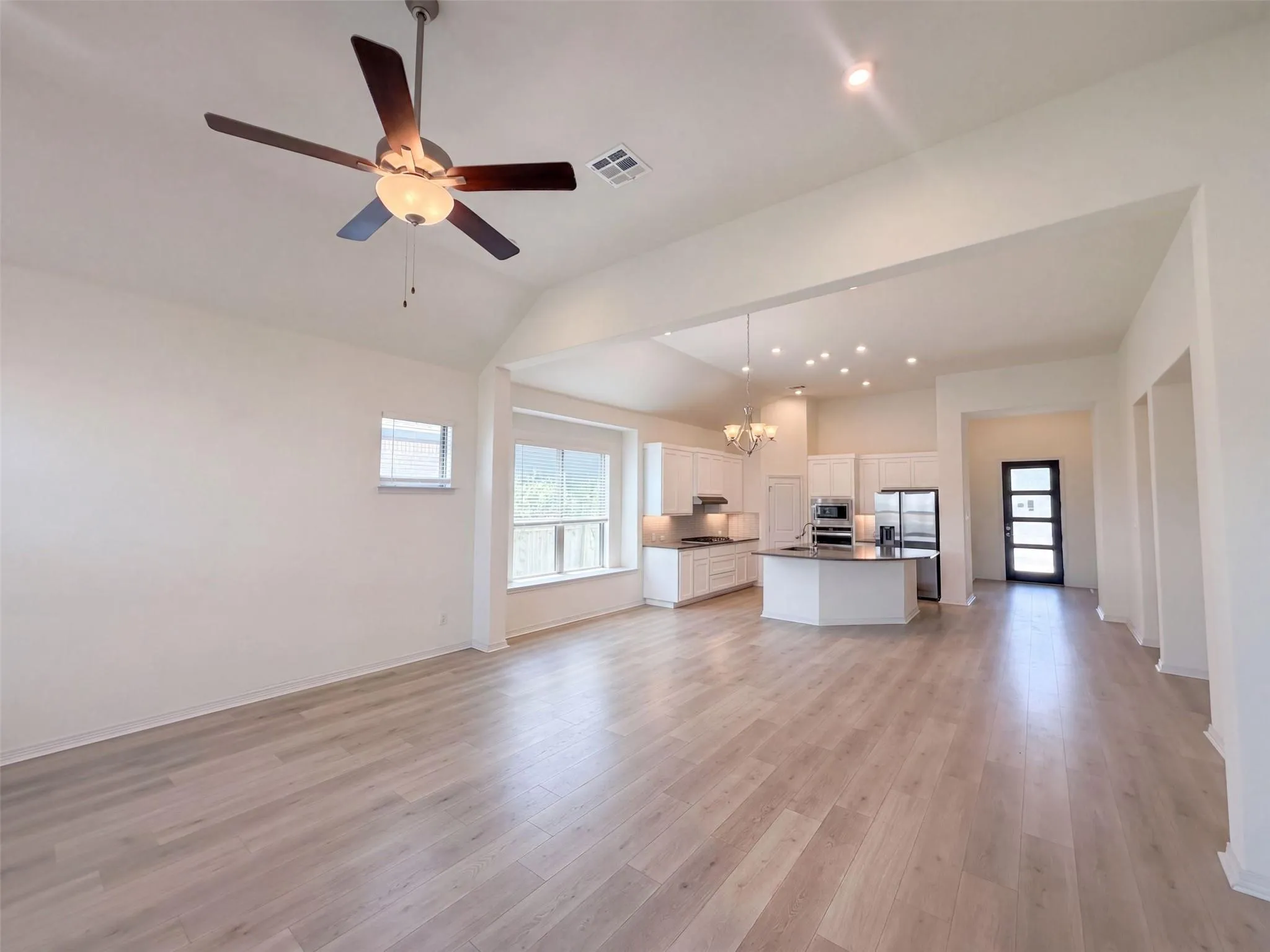 Photo 5 of 4437 SHADY HILL LN