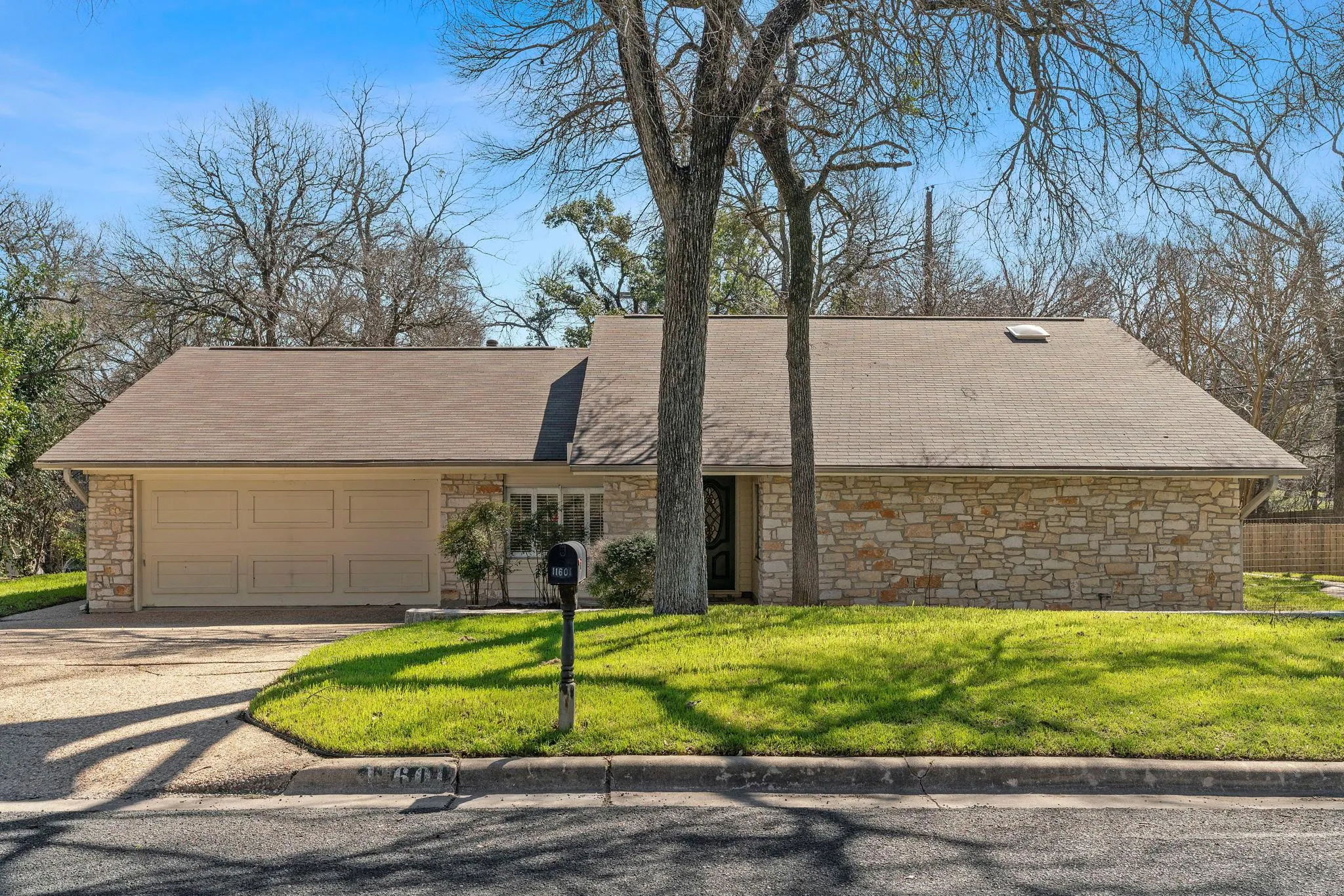 Photo of 11601 EUBANK DR, Austin, TX, 78758