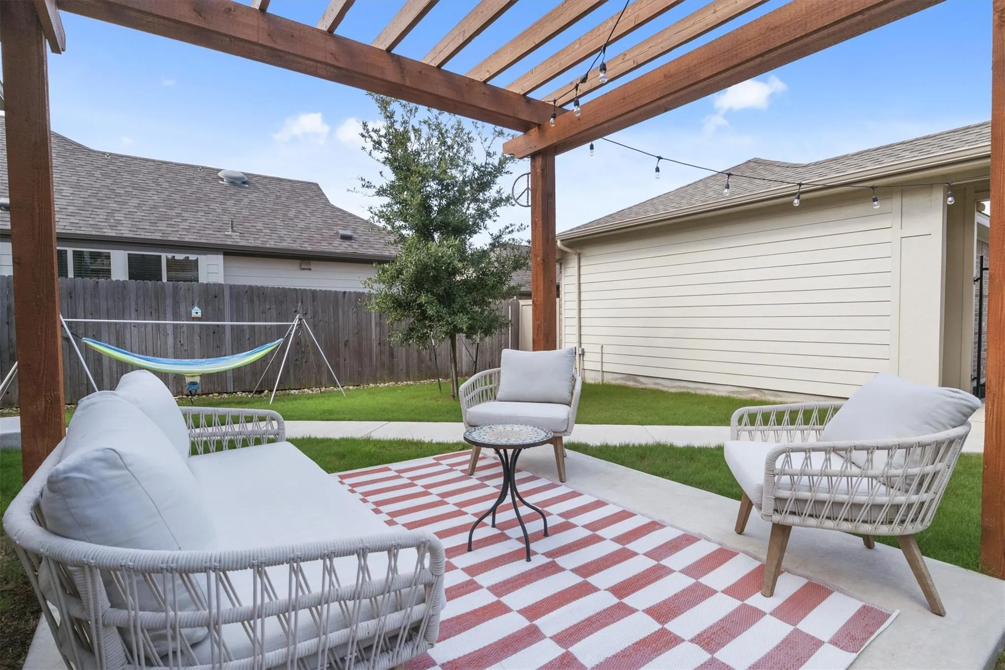 Photo 4 of 17921 LUNGO ST