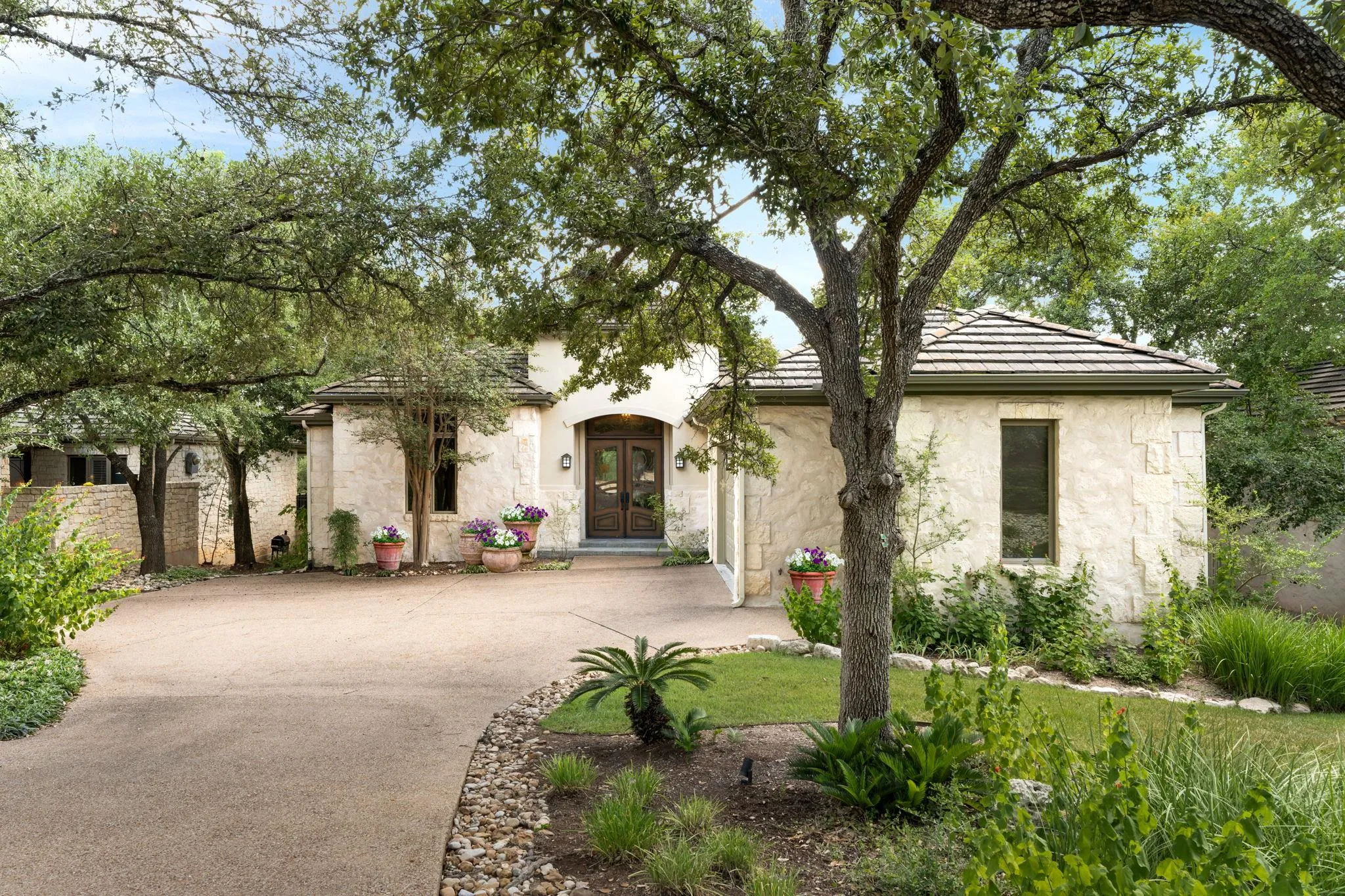 Photo 2 of 2305 BARTON CREEK BLVD #29