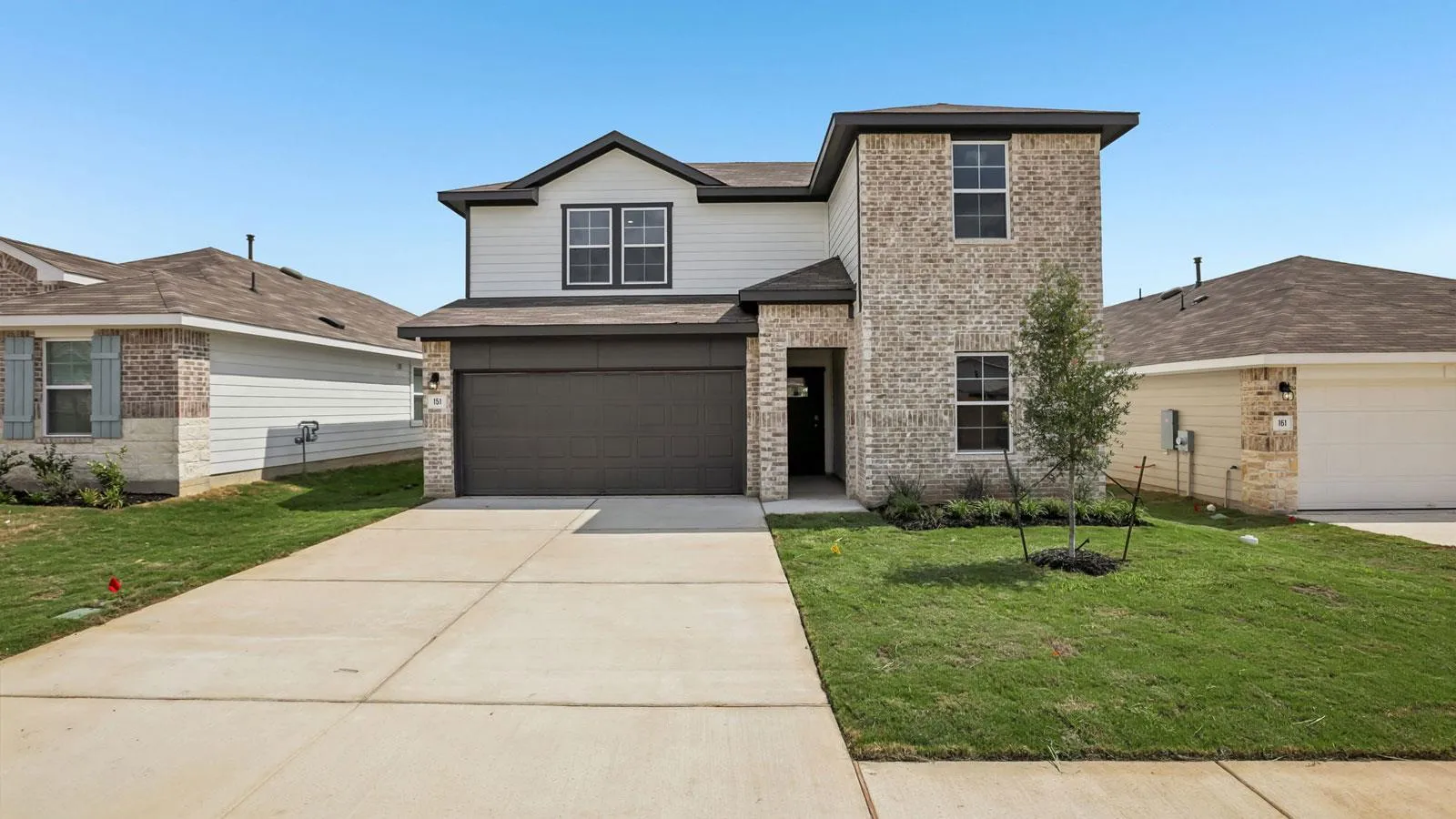 Photo 3 of 151 MUSTANG LAKE CIR