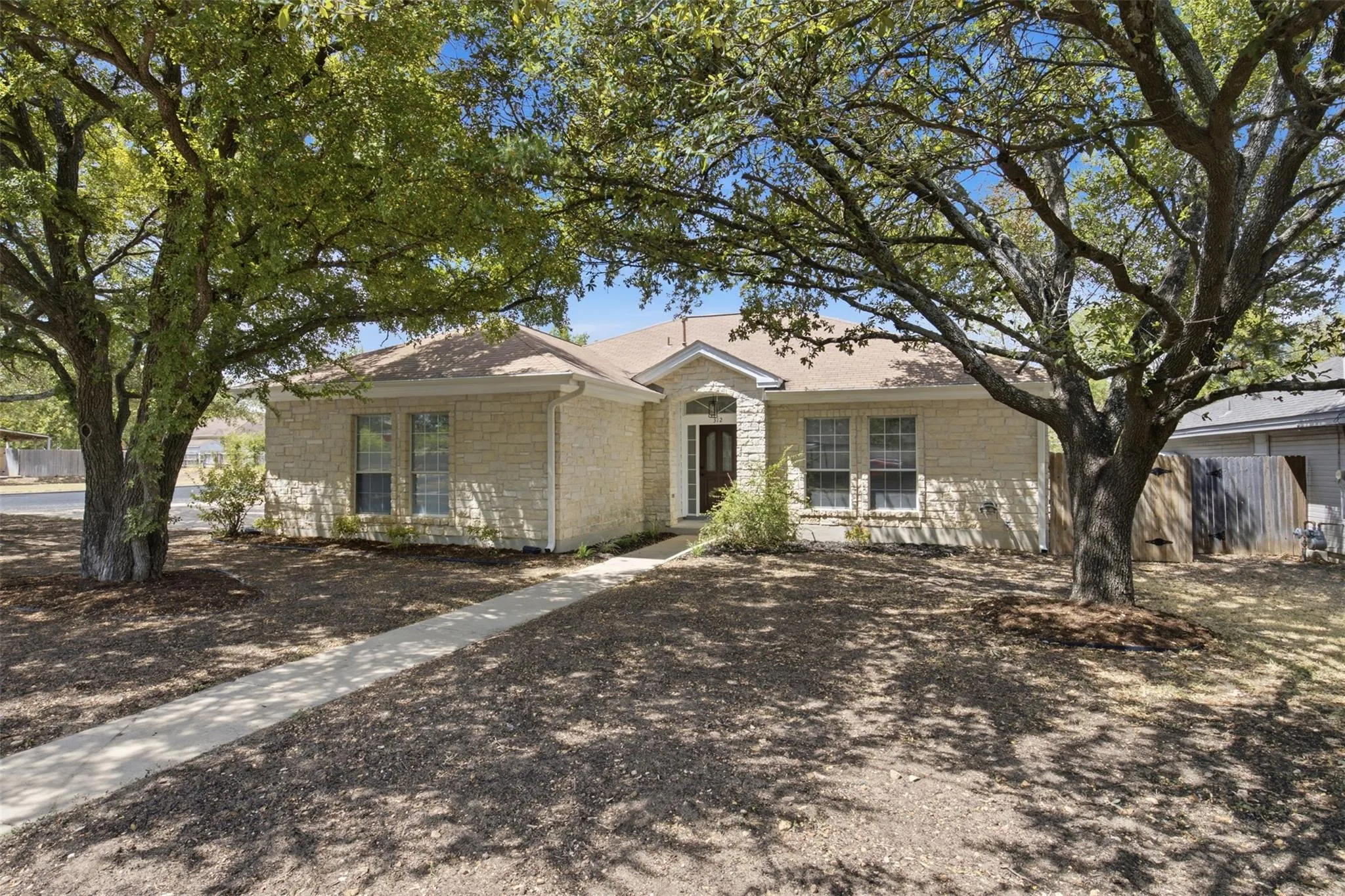 Photo 2 of 312 DEBORA DR
