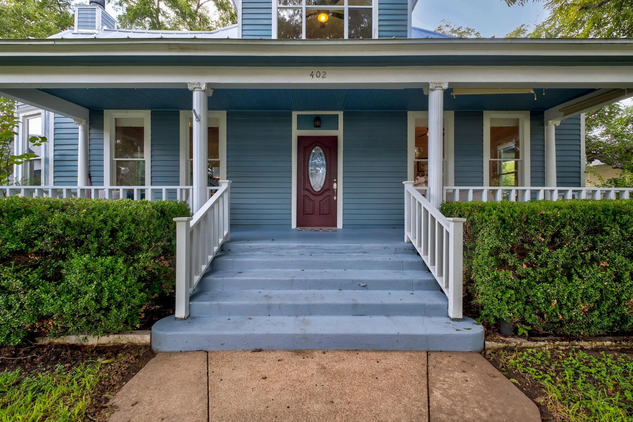 Photo 3 of 402 HUDGINS ST