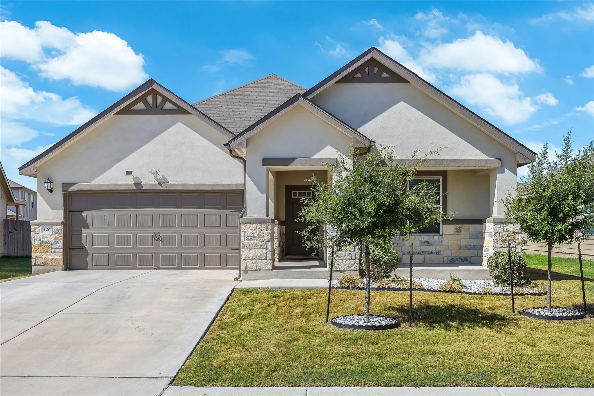 Photo of 406 GRASSLANDS TRL, Hutto, TX, 78634