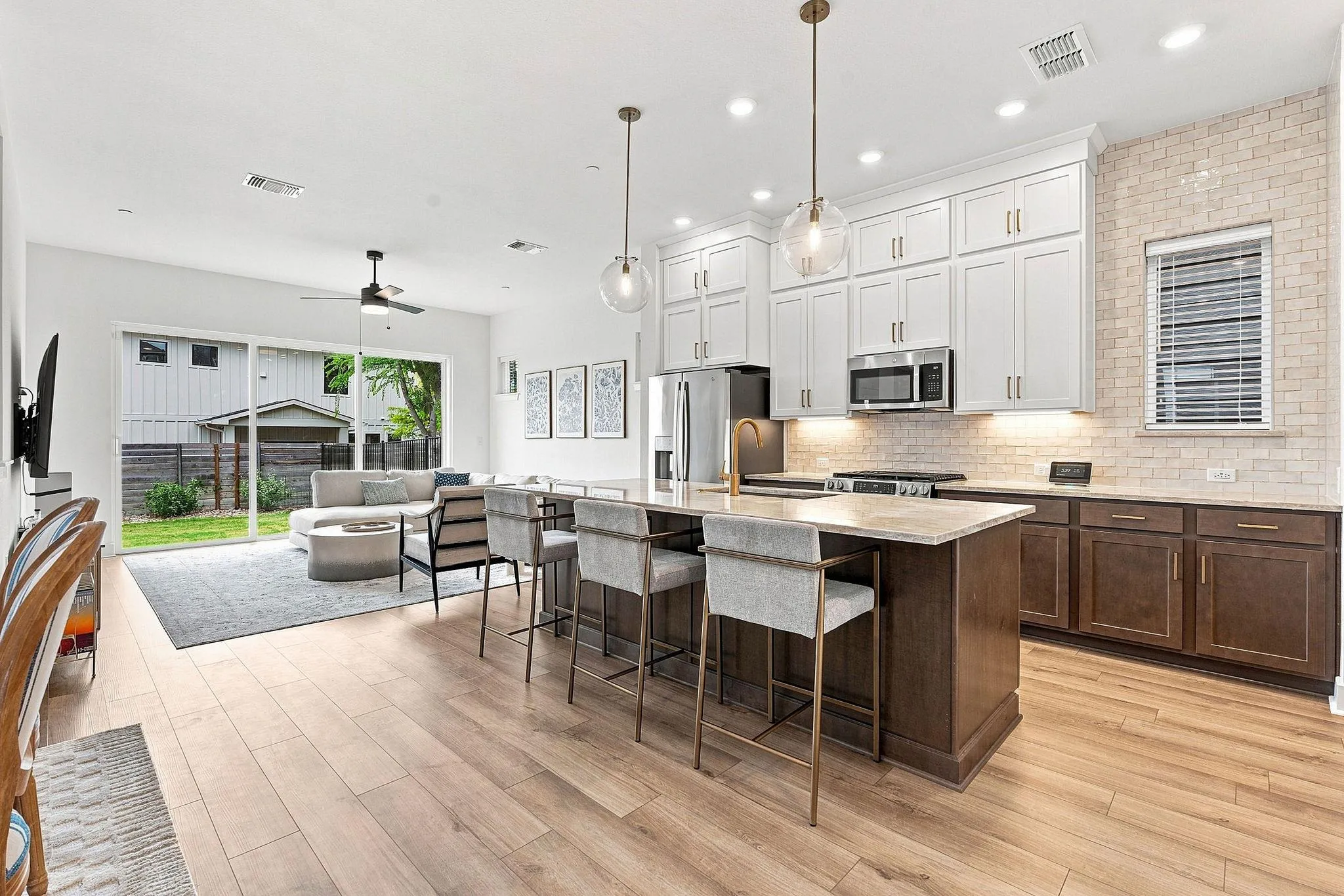 Photo of 709 TERRIER TRL, Austin, TX, 78745