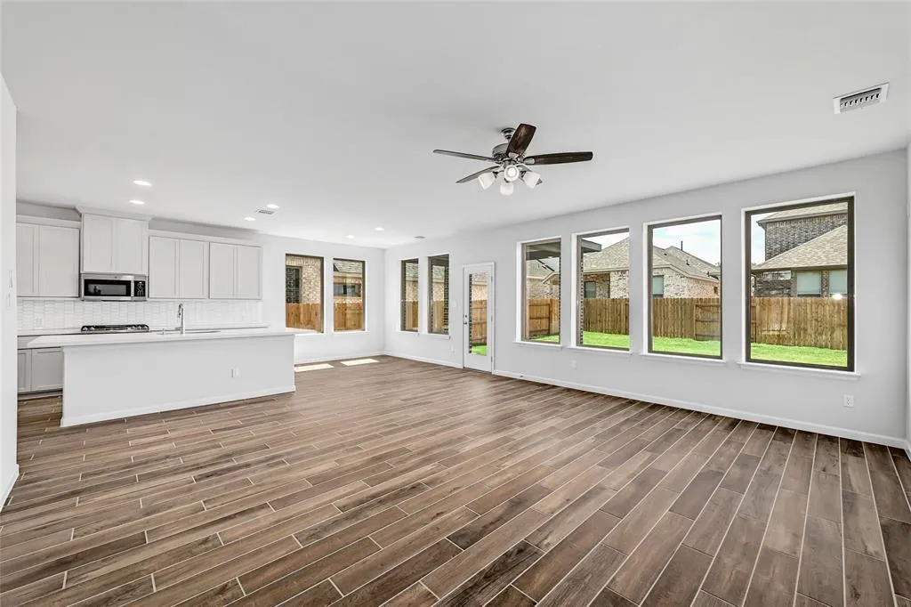 Photo 3 of 2629 SAN BAUTISTA WAY