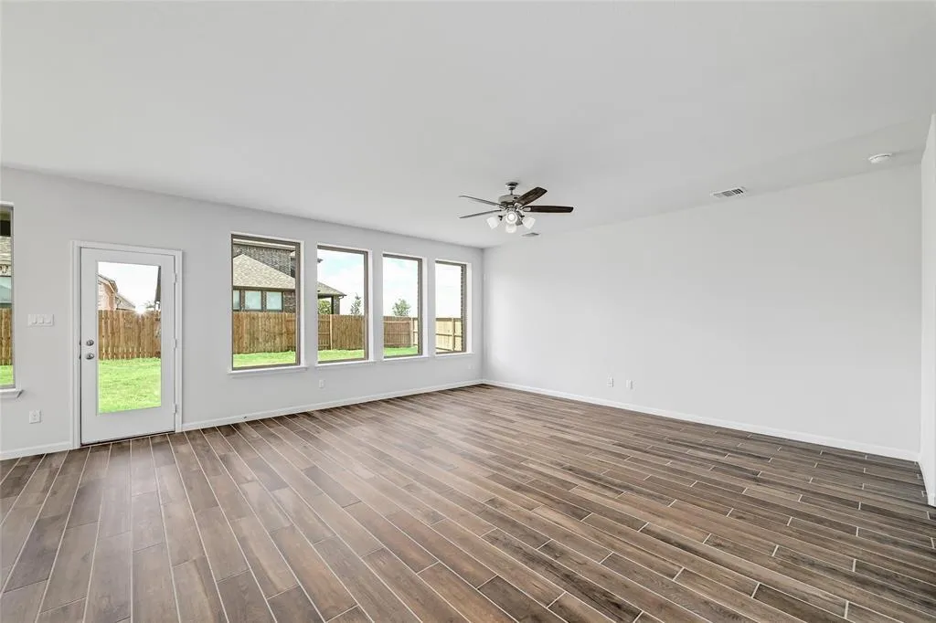 Photo 4 of 2629 SAN BAUTISTA WAY