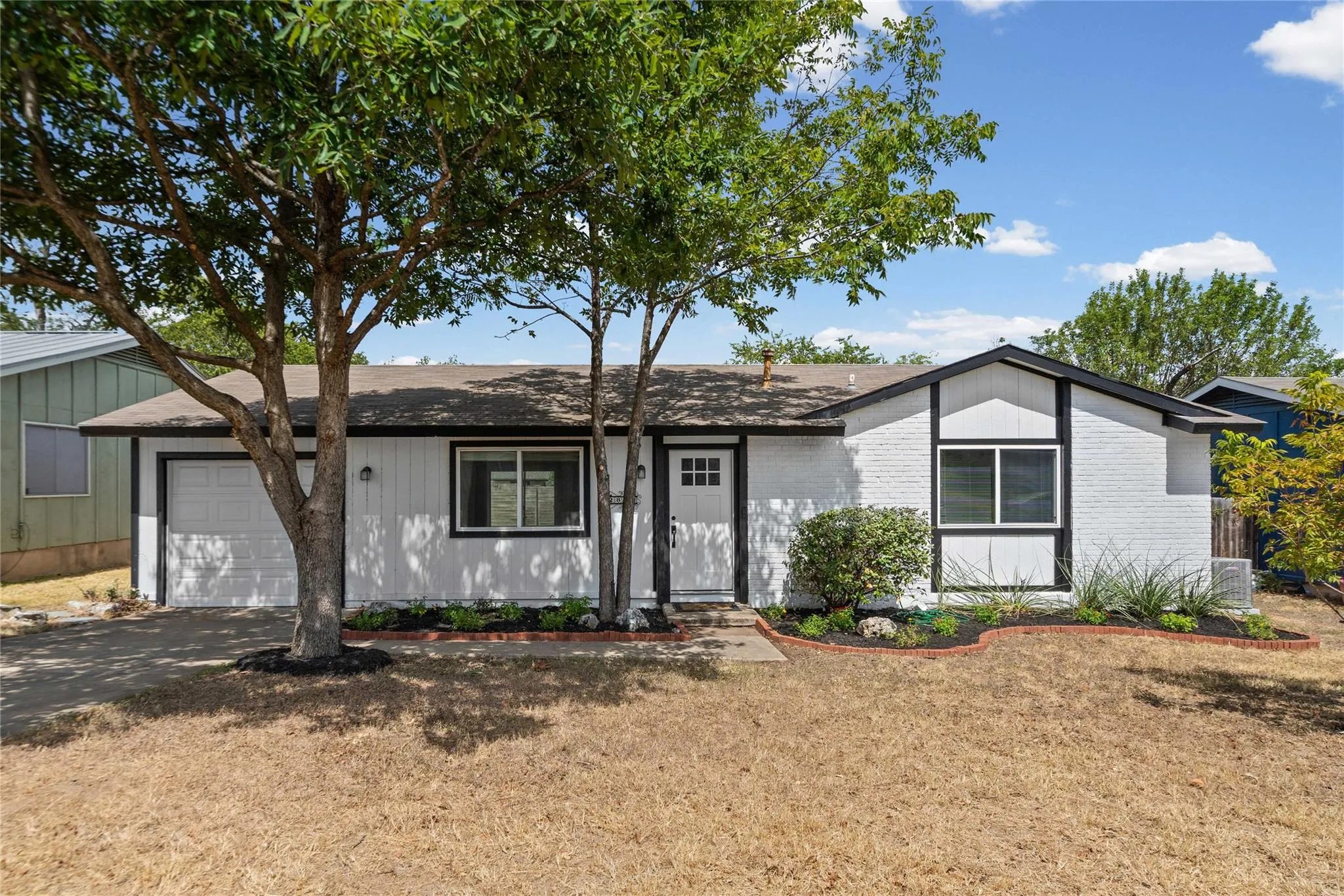 Photo 2 of 2808 DILLION HILL DR