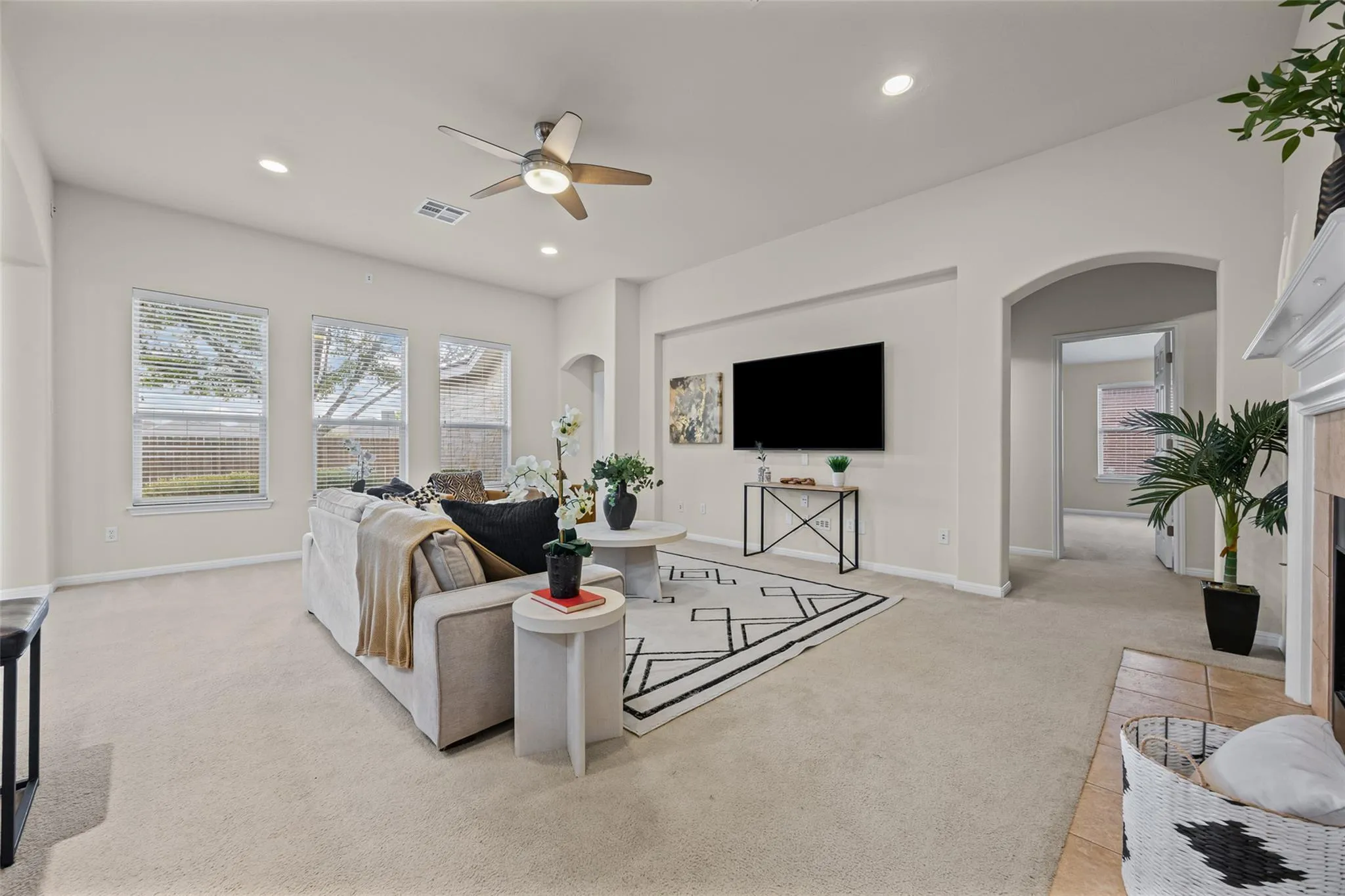 Photo 2 of 6801 CROMARTY LN