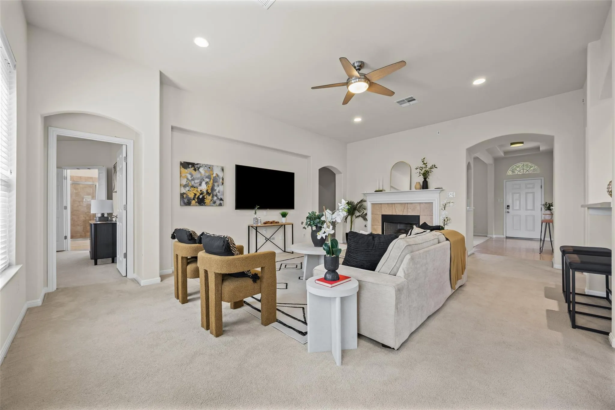 Photo 4 of 6801 CROMARTY LN