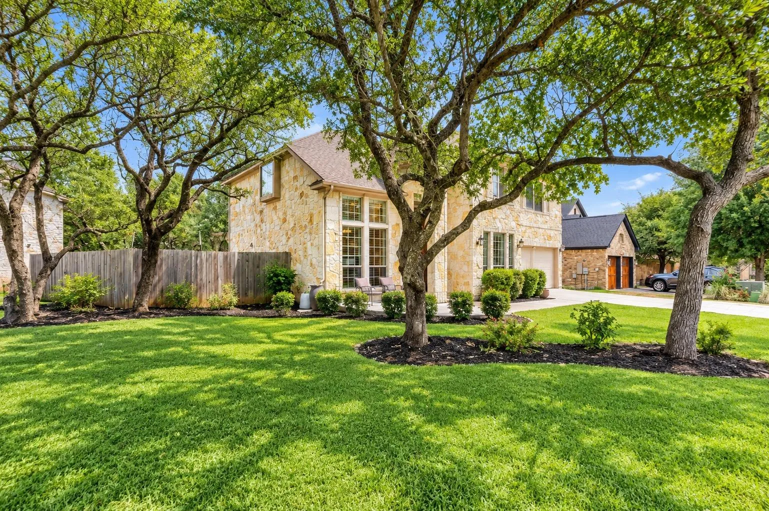 Photo 2 of 11012 TORNASOL LN