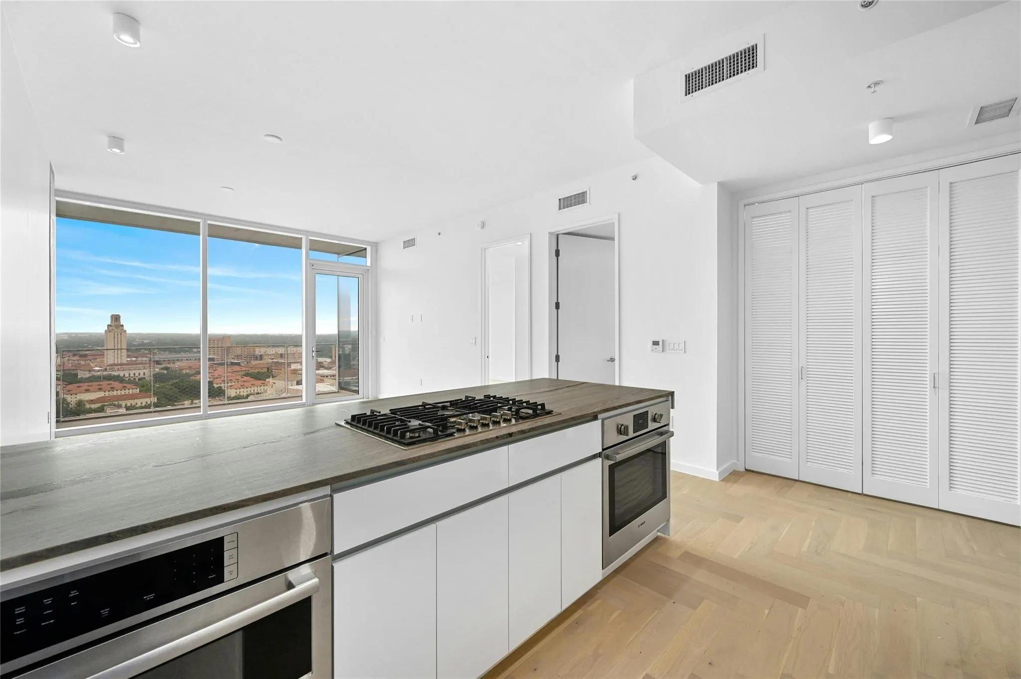 Photo of 313 W 17TH ST #2402, Austin, TX, 78701