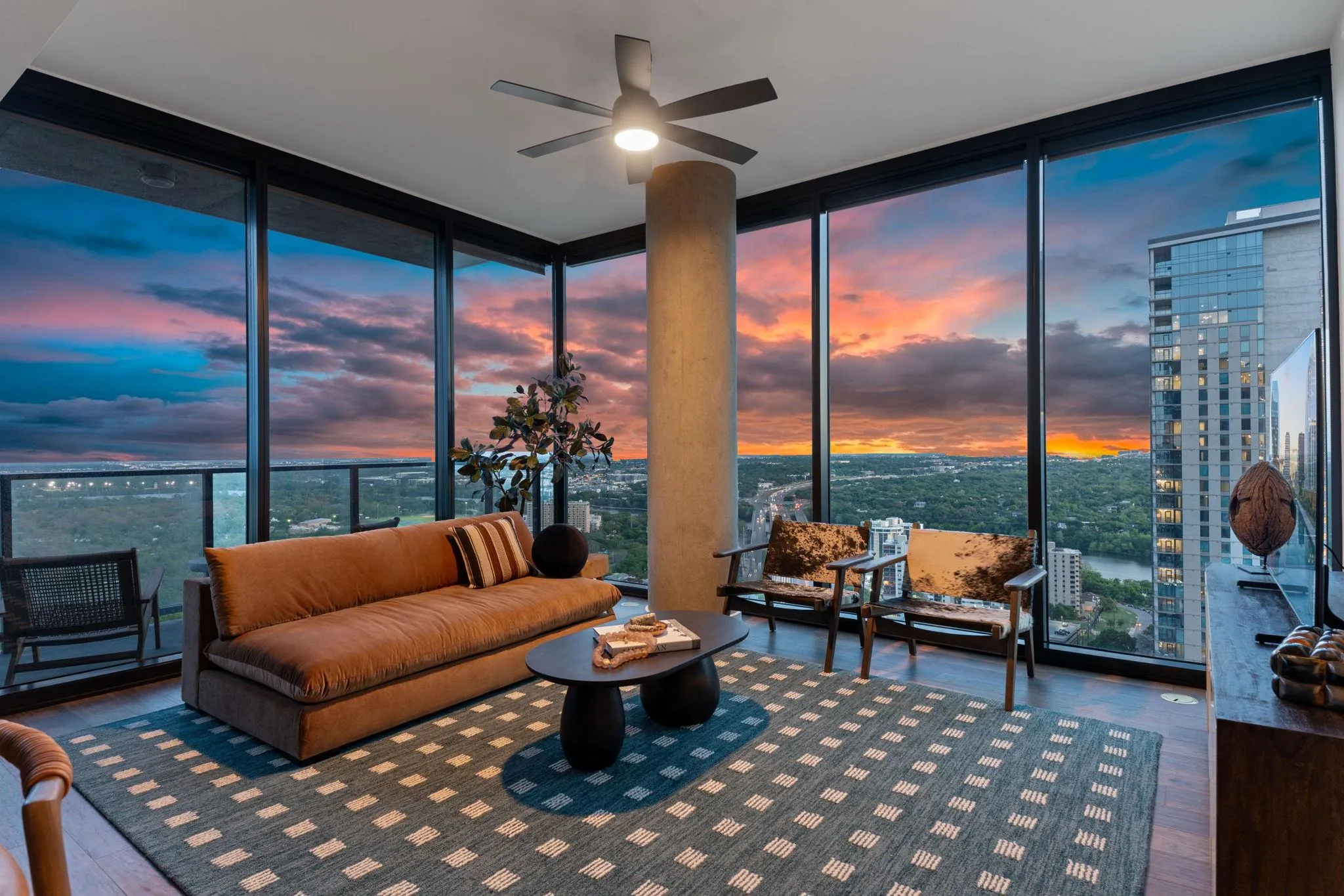Photo of 84 EAST AVE #1506, Austin, TX, 78701