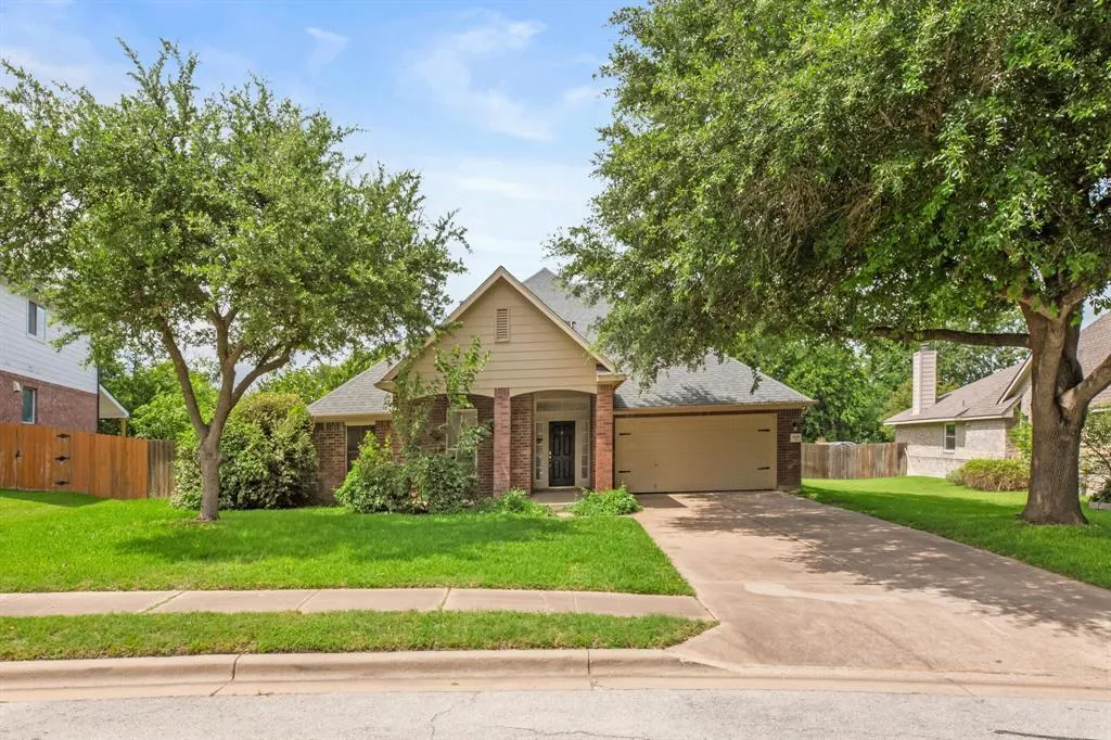 Photo of 406 BELLAIRE OAKS DR, Pflugerville, TX, 78660