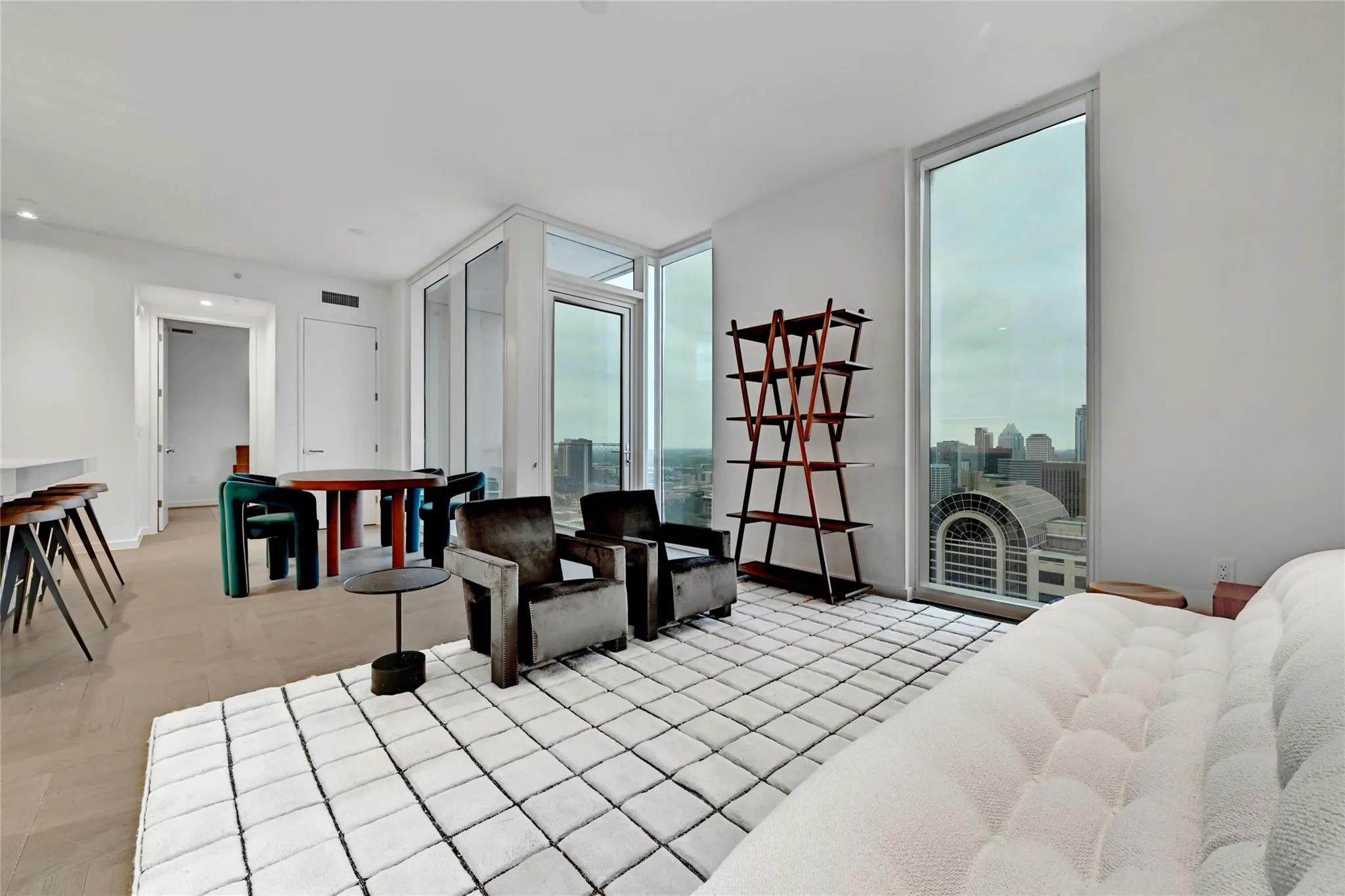 Photo 4 of 313 W 17TH ST #2406