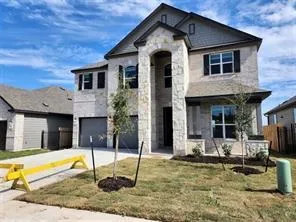 Photo of 8211 KNOXVILLE TRL, Austin, TX, 78744