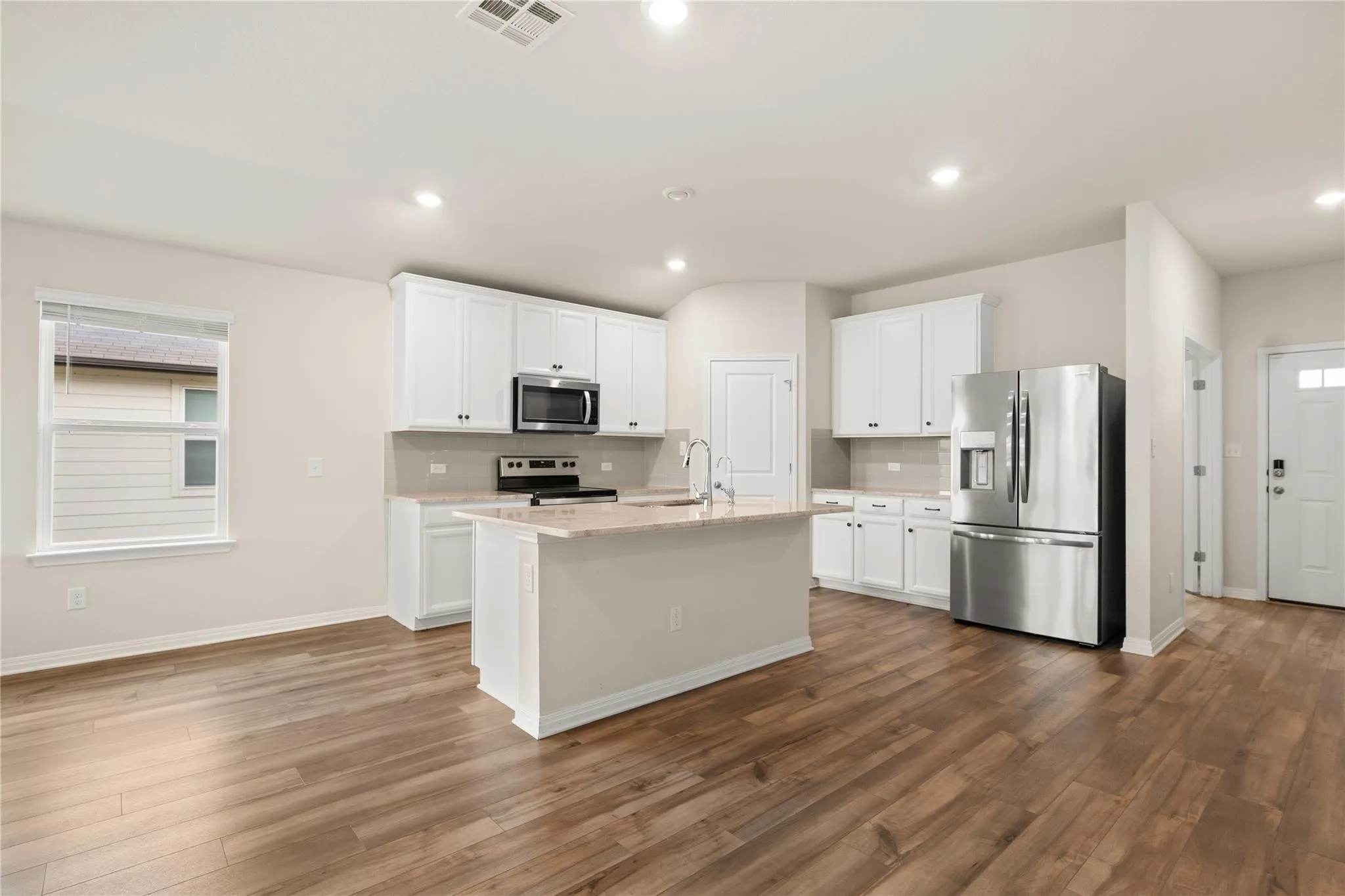 Photo 4 of 105 SAVIANO RD