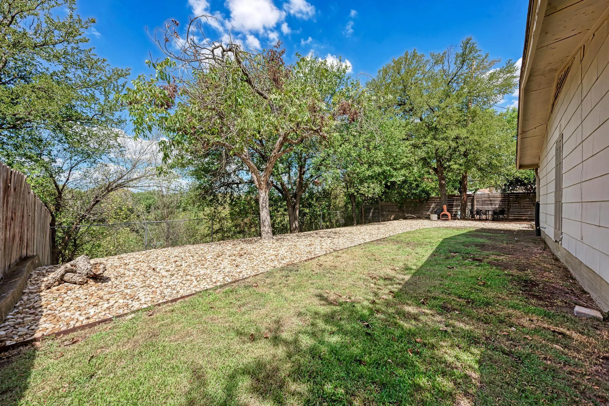 Photo 5 of 6810 LANGSTON DR