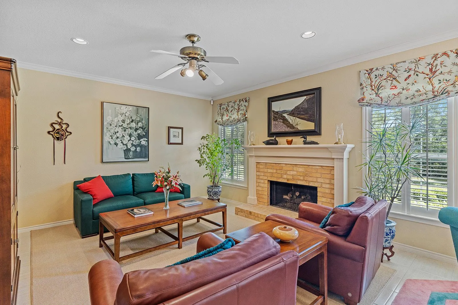 Photo 5 of 8807 SMOKETREE CV