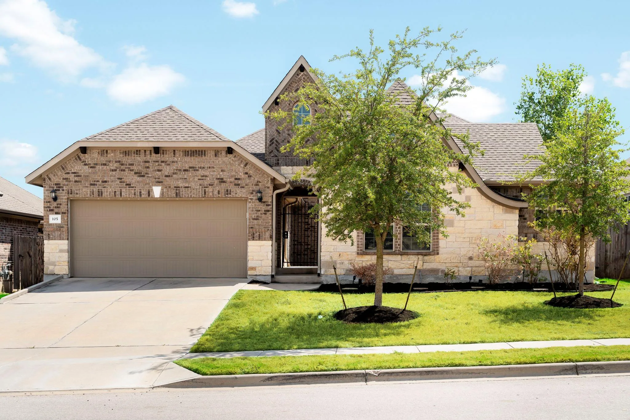 Photo of 105 W HIGHFIELD ST, Hutto, TX, 78634