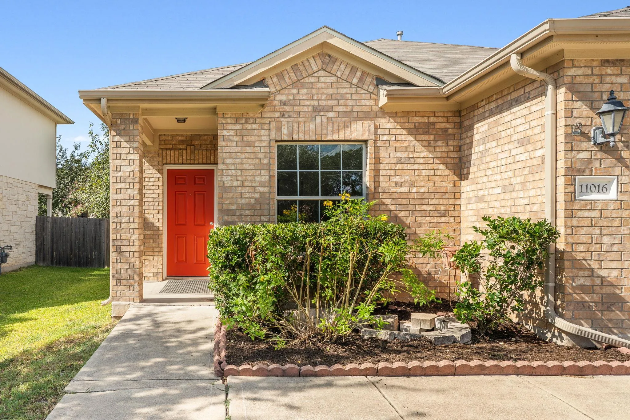 Photo of 11016 LIBERTY FARMS DR, Austin, TX, 78754