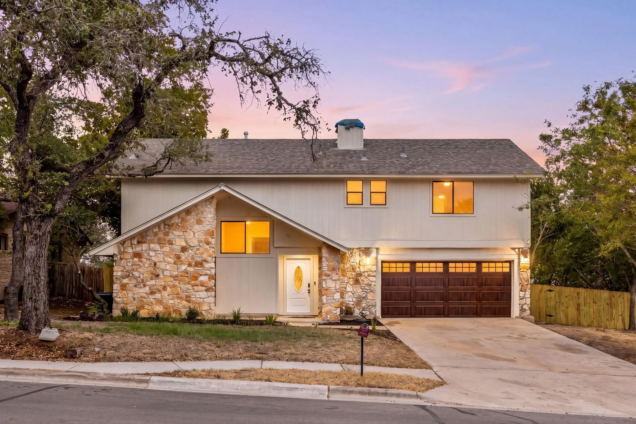 Photo of 10408 TIMBERCREST LN, Austin, TX, 78750