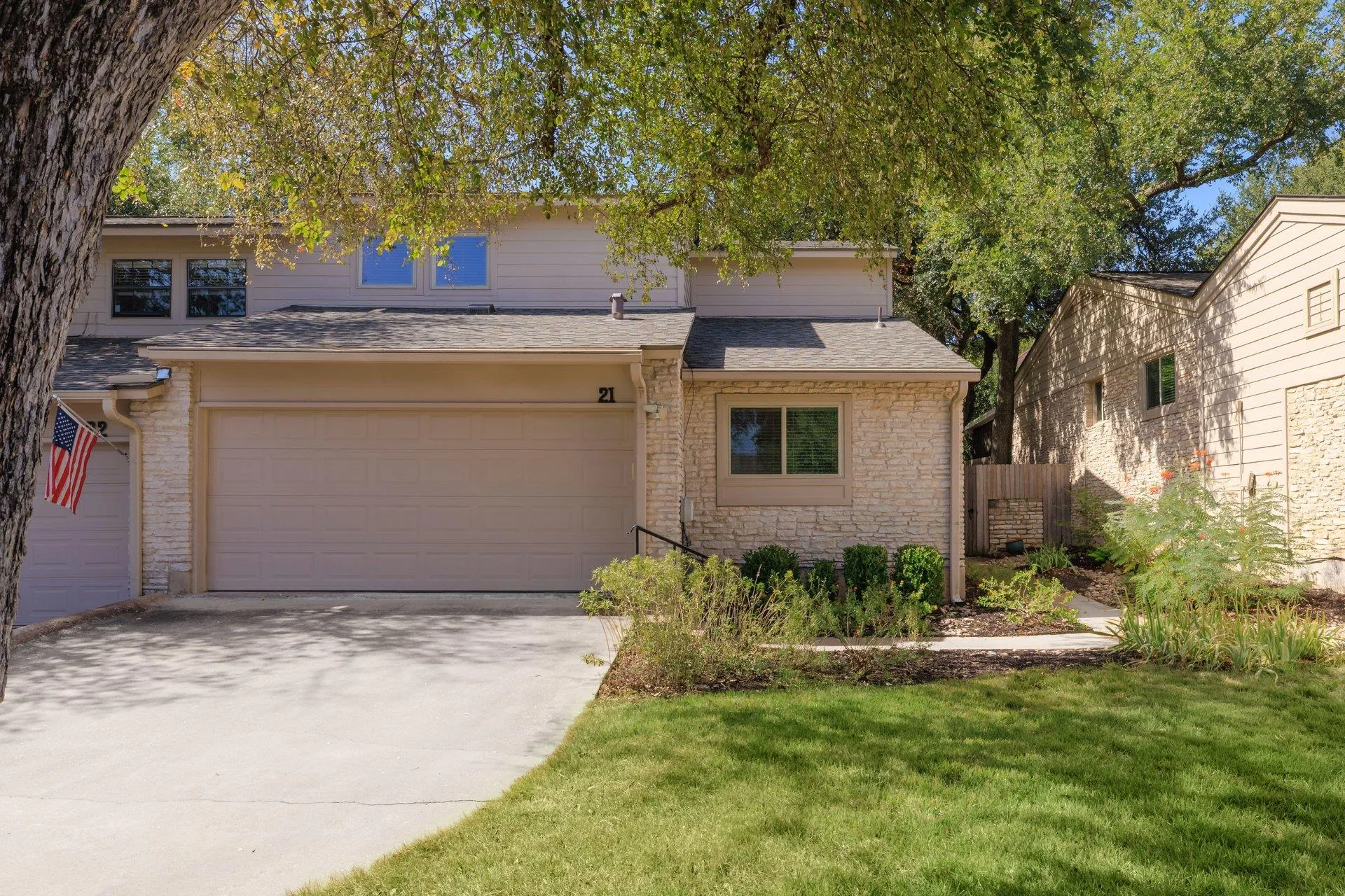 Photo 5 of 9518 TOPRIDGE DR #21