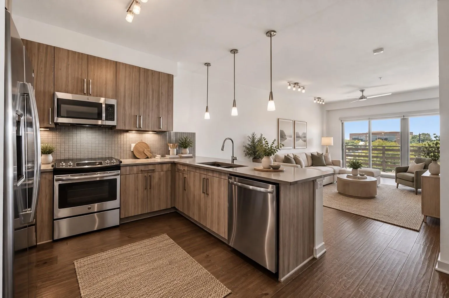 Photo 2 of 3600 S LAMAR BLVD #412