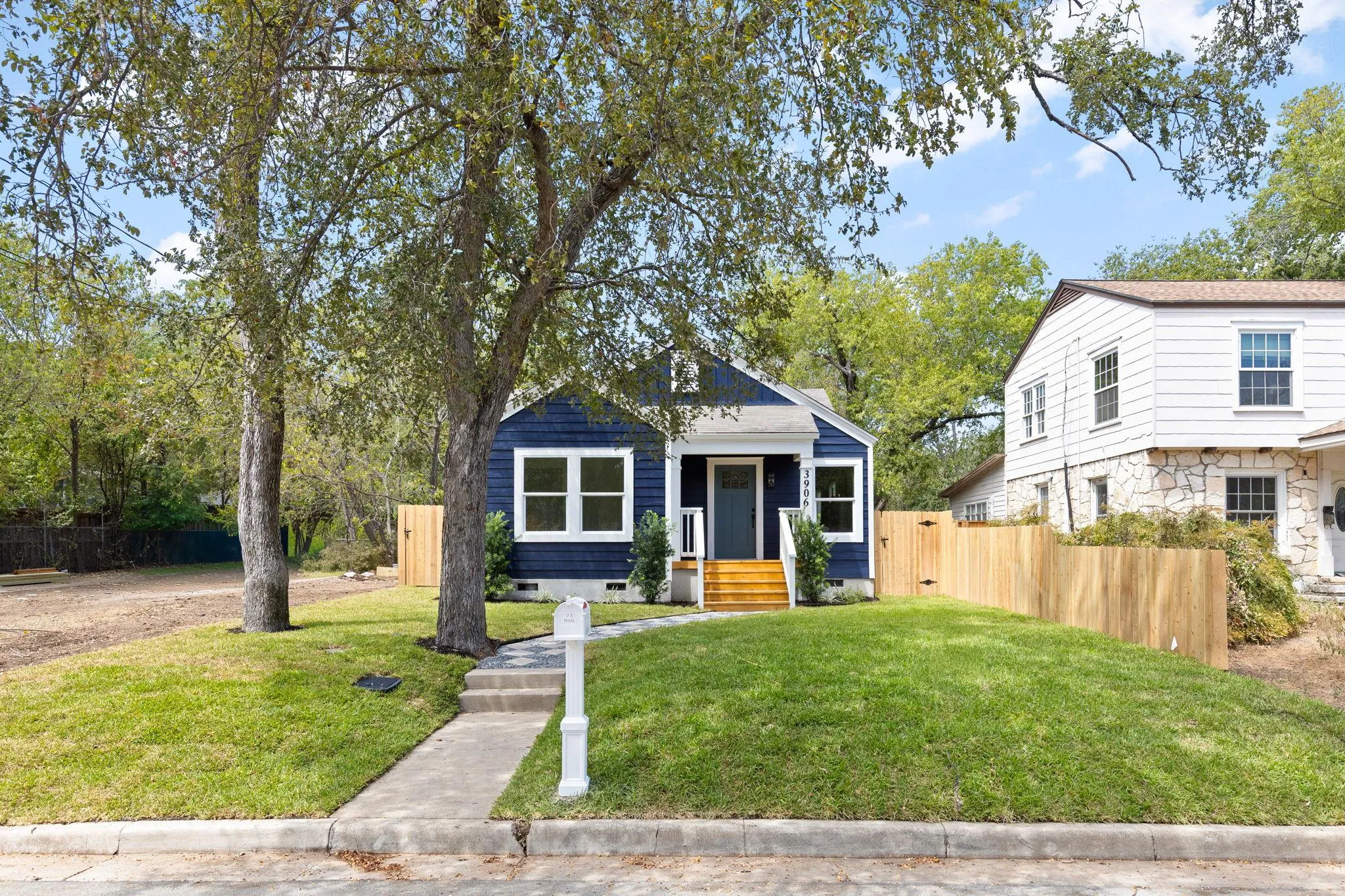 Photo 2 of 3906 WILLBERT RD