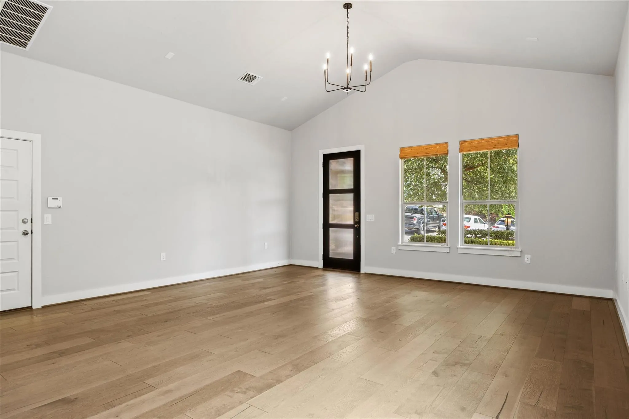 Photo 4 of 12218 COTTAGE PROMENADE CT