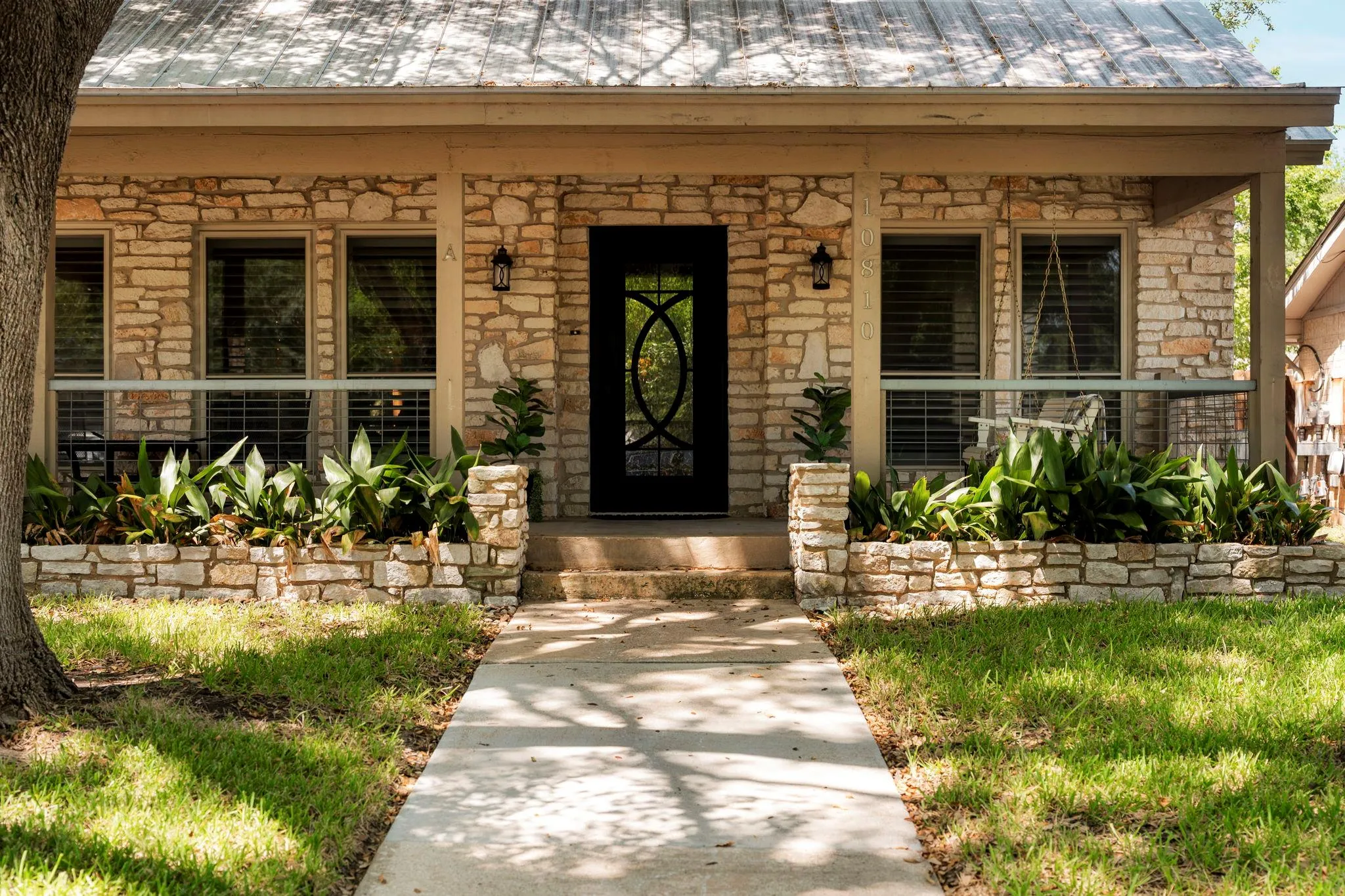 Photo 4 of 10810 PINEHURST DR #1