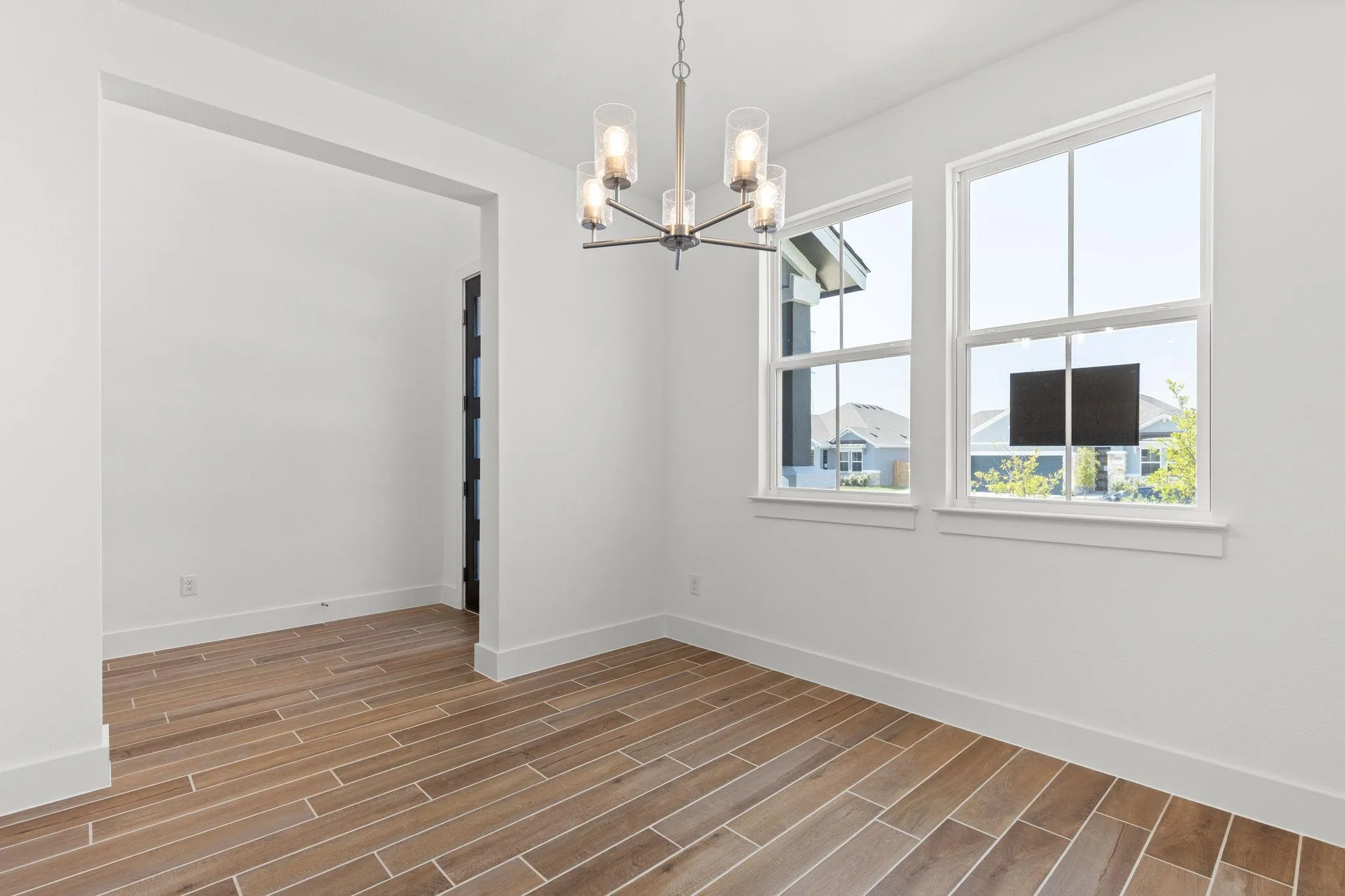Photo 5 of 19133 ARIEL ELENA WAY