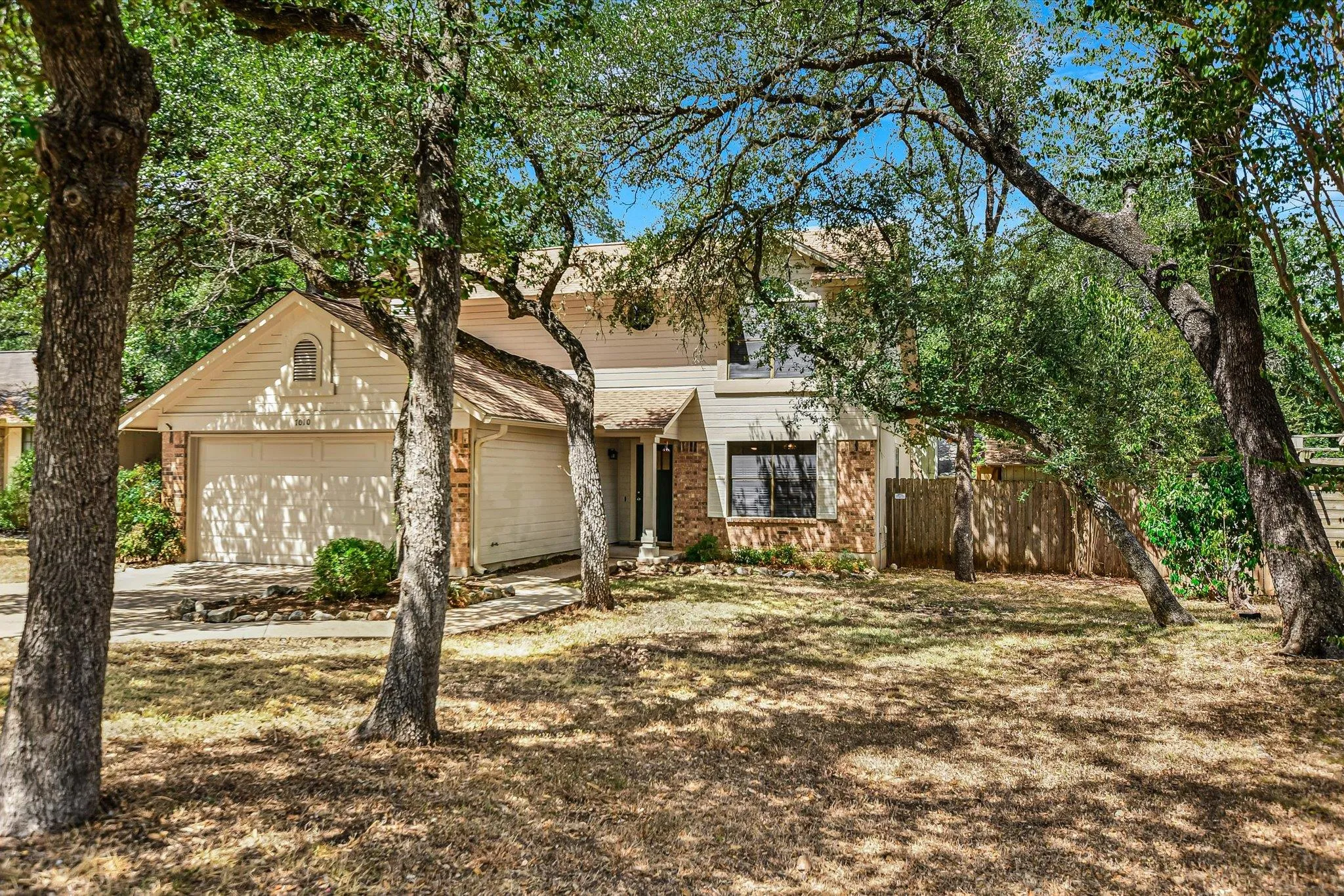 Photo of 7010 RIVERTON DR, Austin, TX, 78729