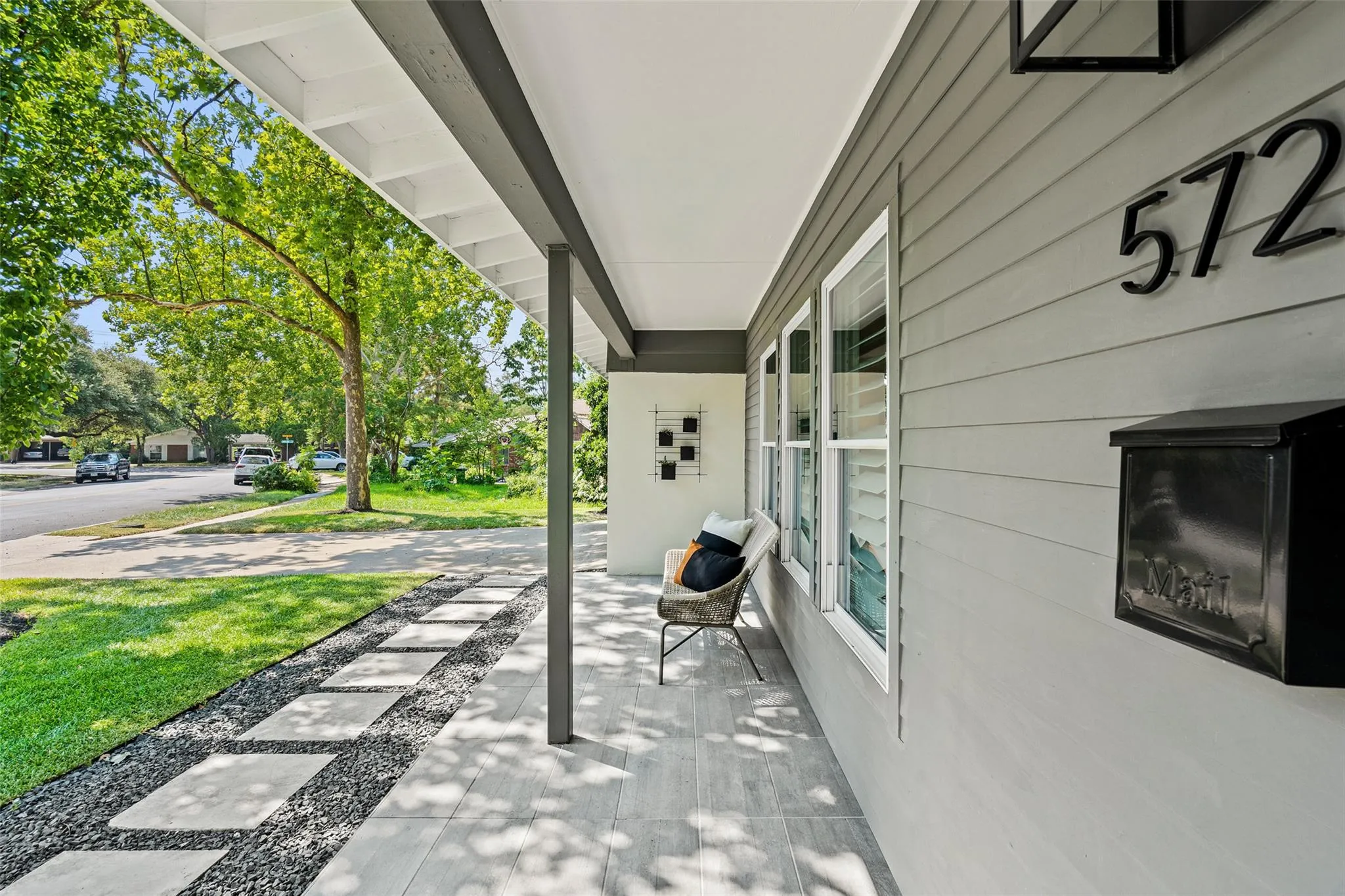 Photo 5 of 5721 LOUISE LN
