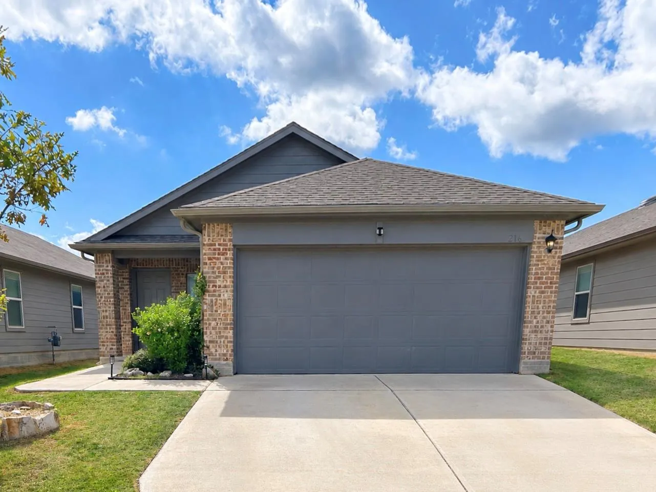 Photo of 216 DORCHESTER DR, Uhland, TX, 78640
